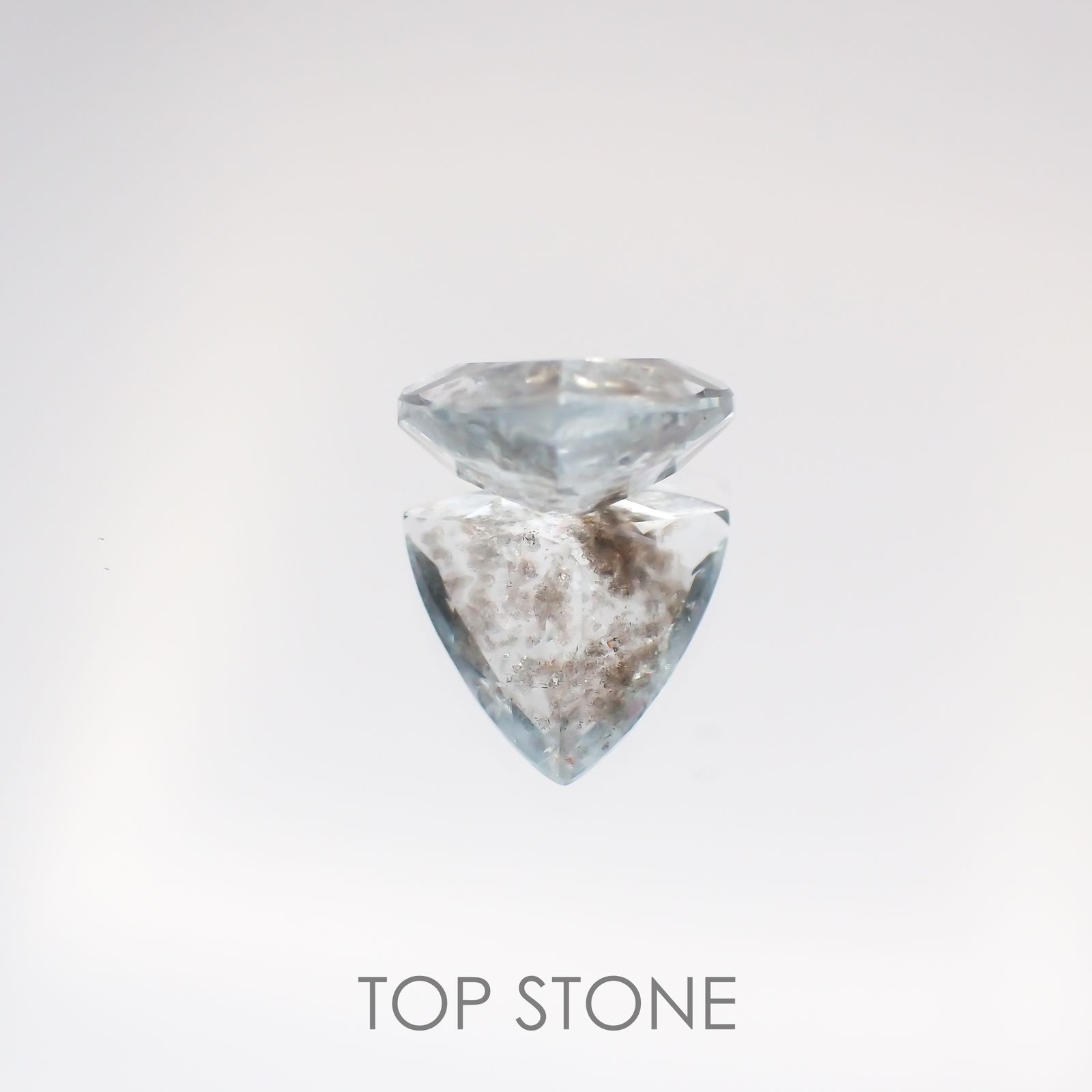 アベンチュリンアクアマリン ブラジル産 ルース 1.75ct[210510787]8.9×9.1mm前後