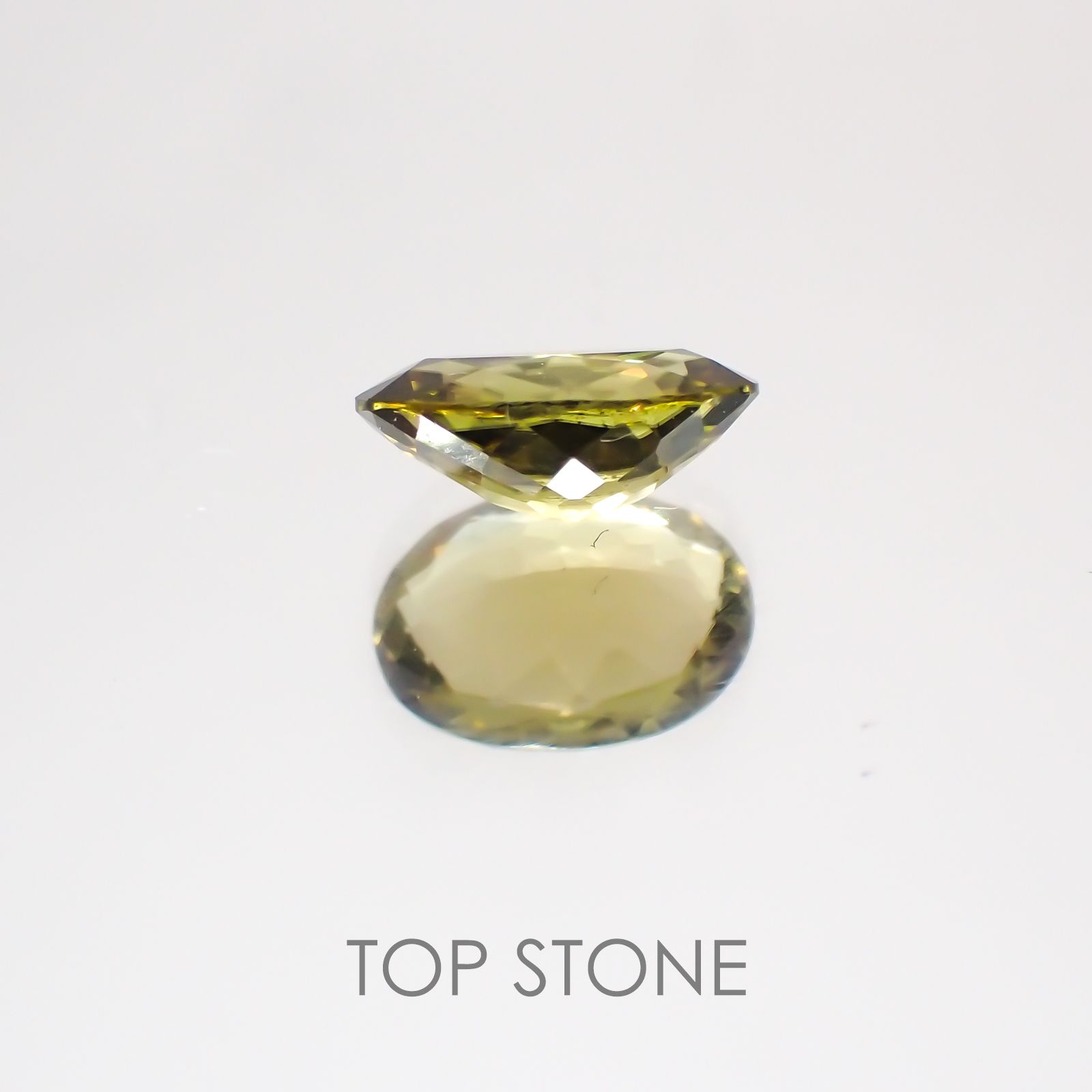 シンハライト スリランカ産 ルース 0.9ct[21018935]7.3×5.2mm前後