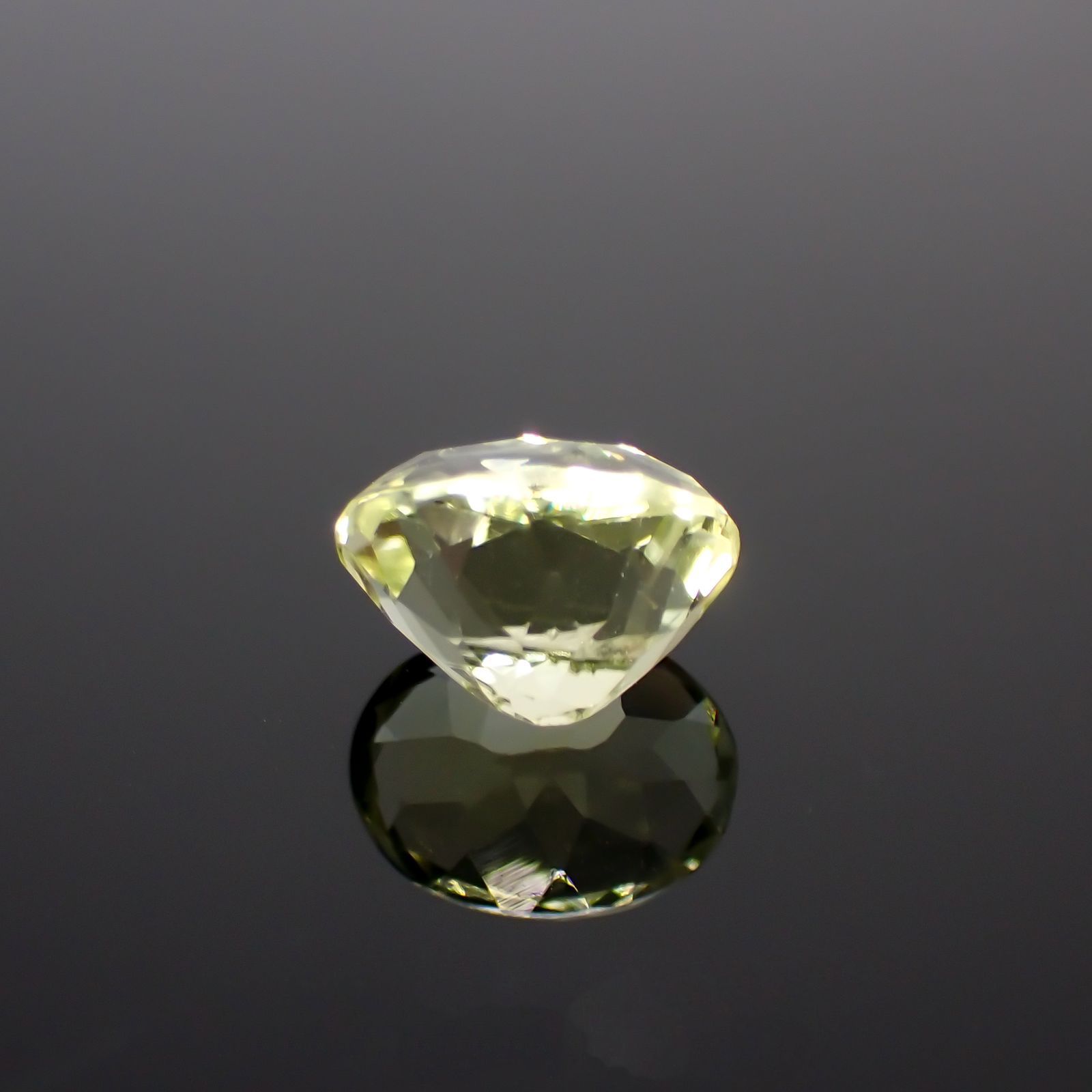 シリマナイト(宝石名シリマナイト)インド産 1.73ct 識別済[211113694]7.8x6mm前後