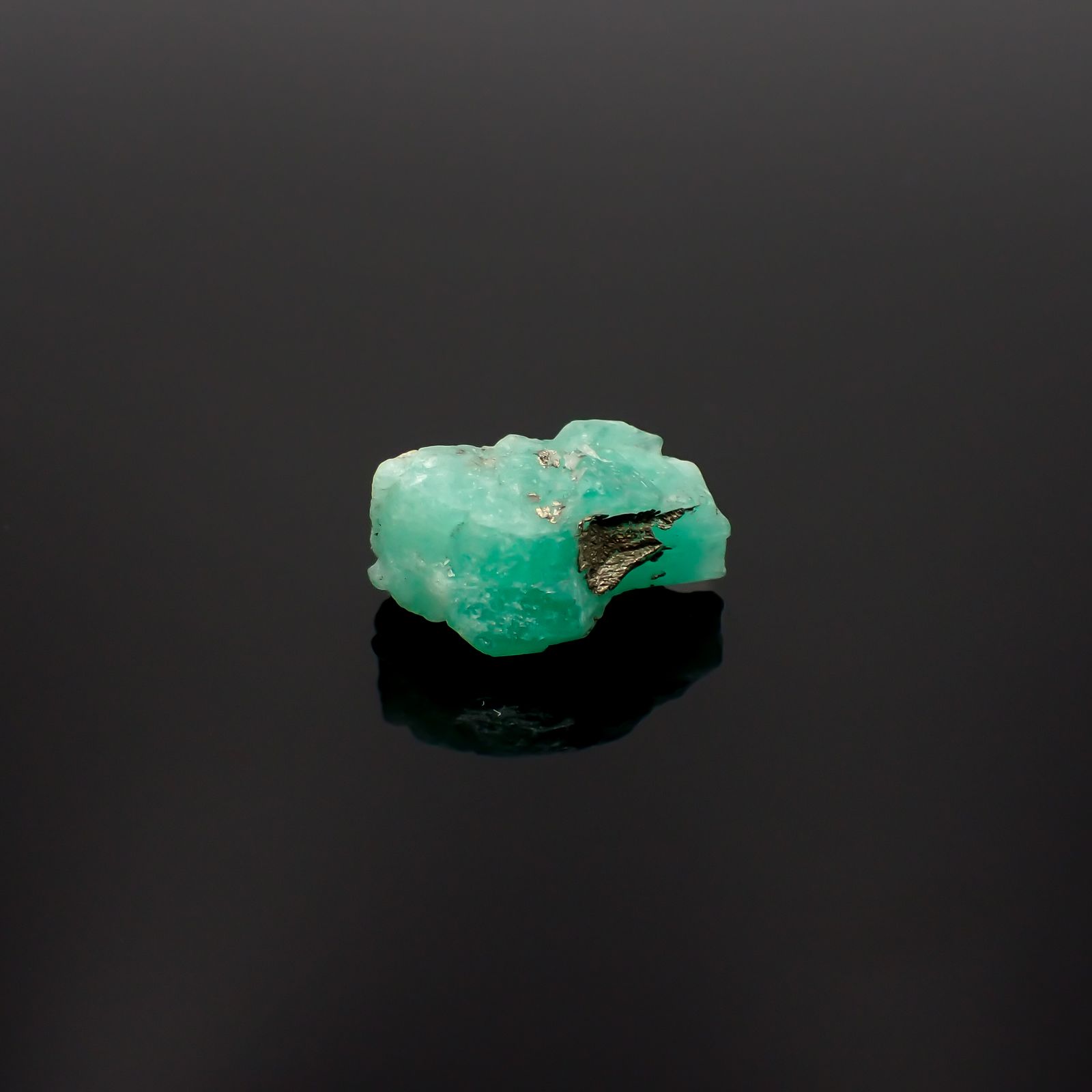 エメラルド原石 コロンビア産 9.31ct[230421704]17.3x10.2mm前後