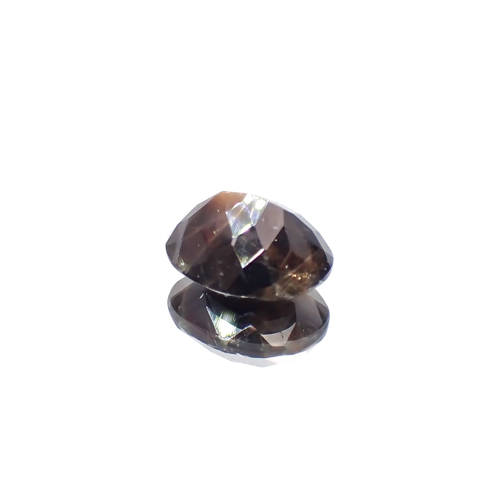 ゴールドシーンサファイア非加熱 ケニア産 3.94ct[230321335]10x8.1mm前後