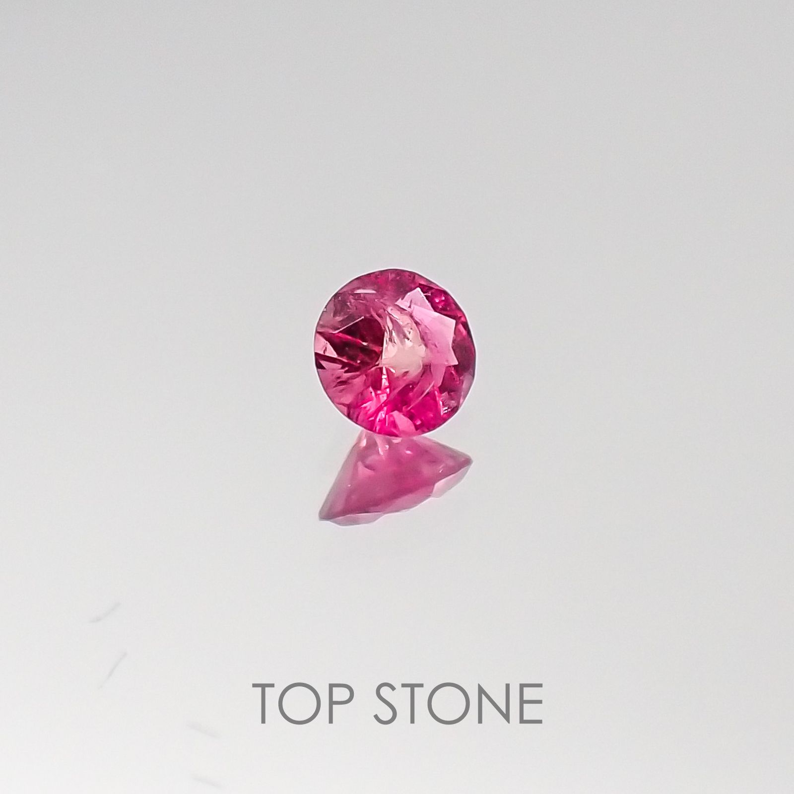 レッドベリル アメリカ・ユタ州産 ルース 0.08ct[20085223]3×2.9mm前後