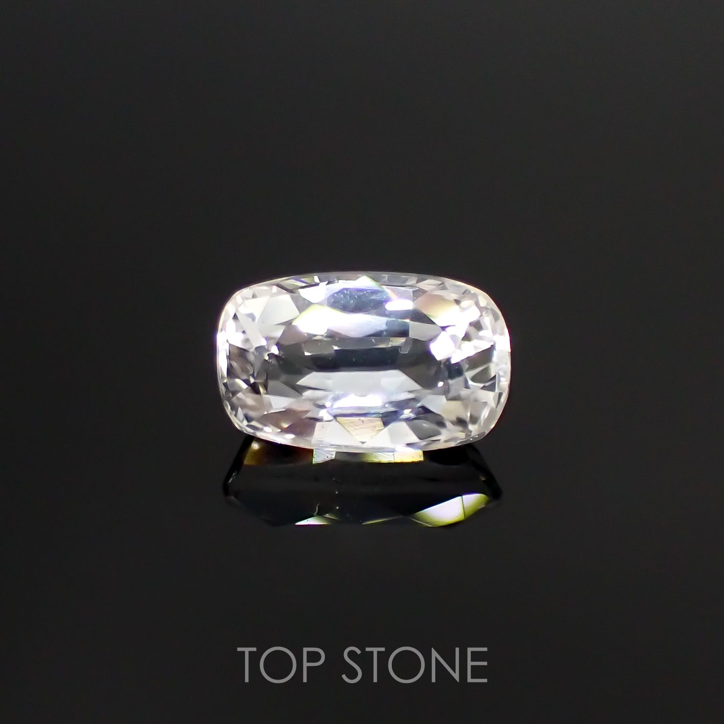 フェナカイト(宝石名フェナカイト) ブラジル産 1.42ct 識別済[210912700]8.4×5.1mm前後
