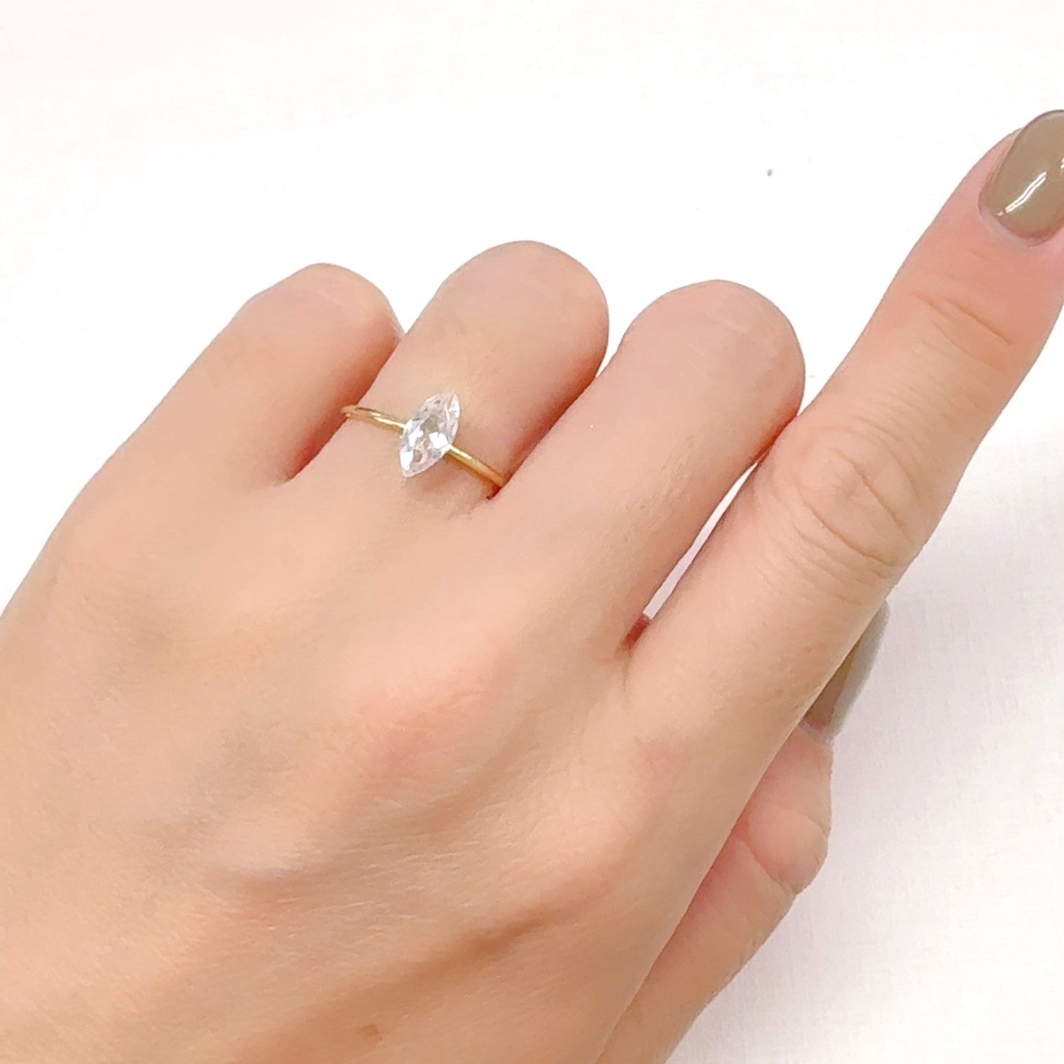 フェナカイト ブラジル産 0.72ct[240928826]9x4.4mm前後