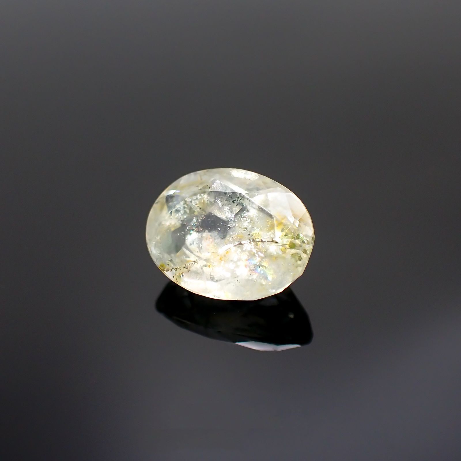 オーロラアクアマリン ブラジル産 2.88ct [220114400]10.6x8.1mm前後