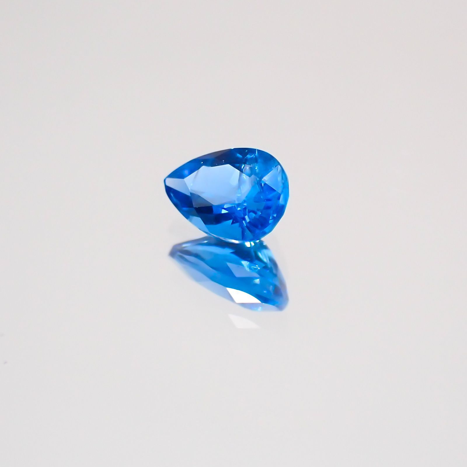 アウイナイト ドイツ産 ルース 0.15ct[21019338]4.4×3.1mm前後