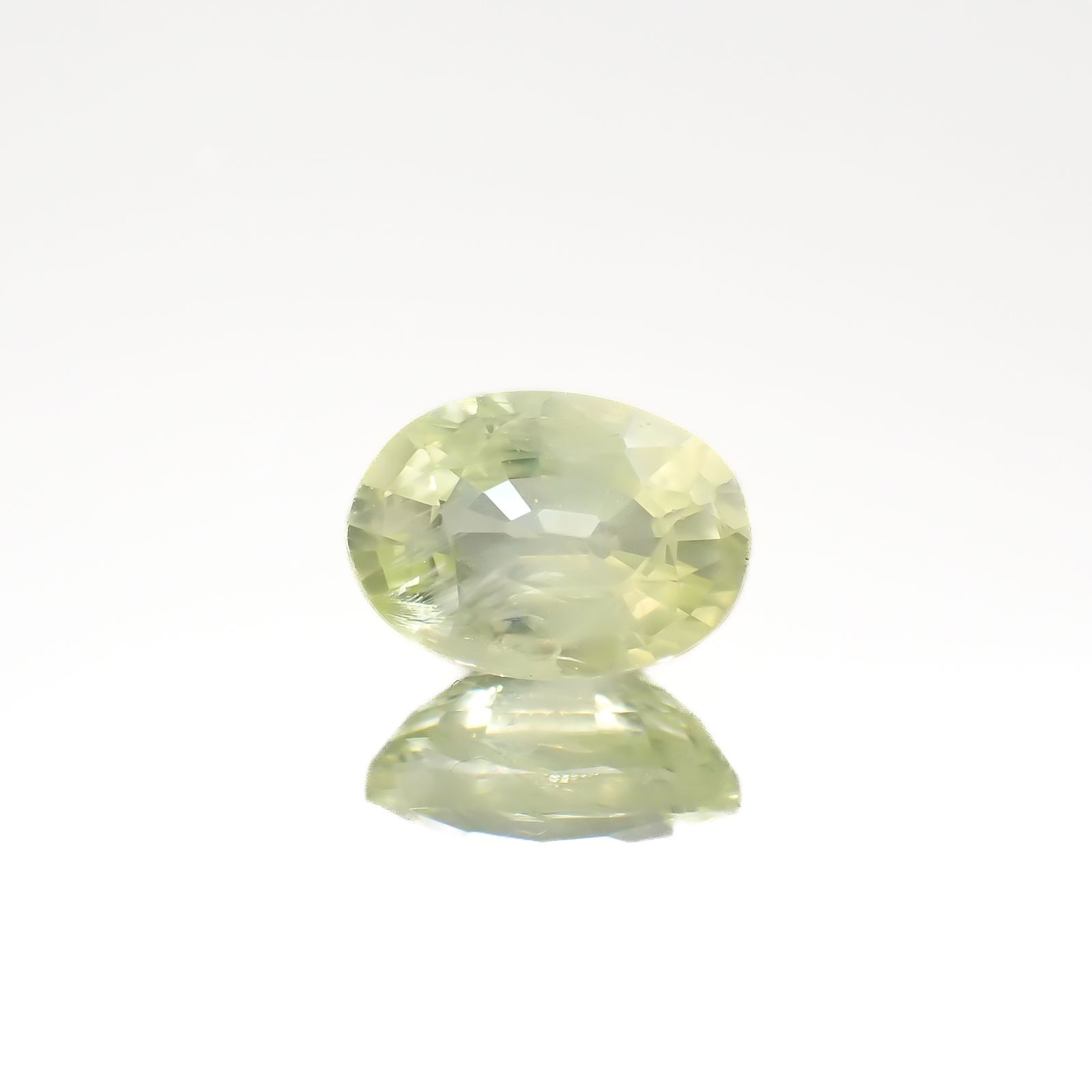 クリソベリル(宝石名クリソベリル)マダガスカル産 1.25ct 識別済[220817449]7.3x5.3mm前後