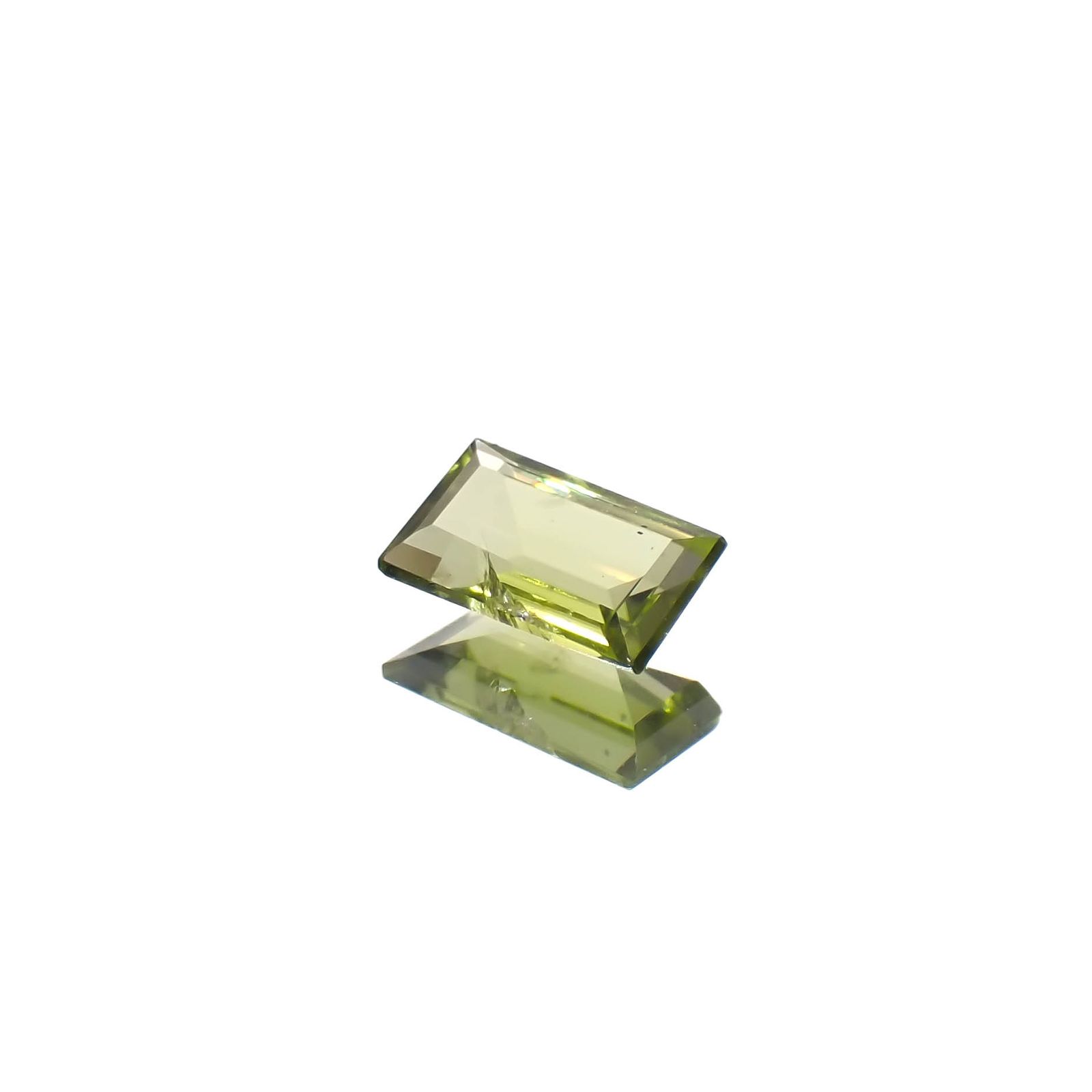 ブラックリリーパッドペリドット アメリカ・アリゾナ州産 0.48ct[231224605]6.1x3.5mm前後