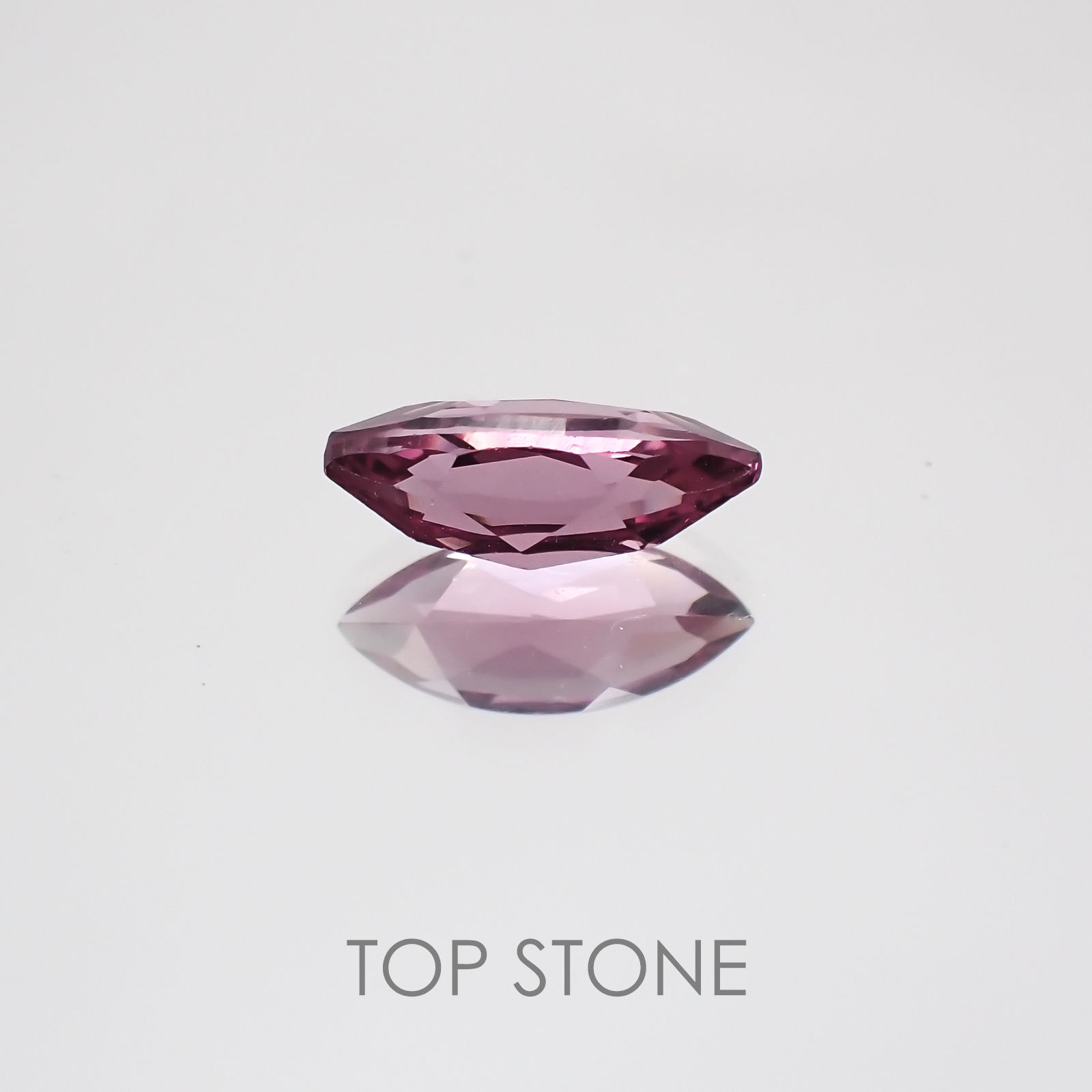 カラーチェンジマラヤガーネット(宝石名ガーネット) タンザニア産 1.25ct 識別済[21029651]10×4.3mm前後