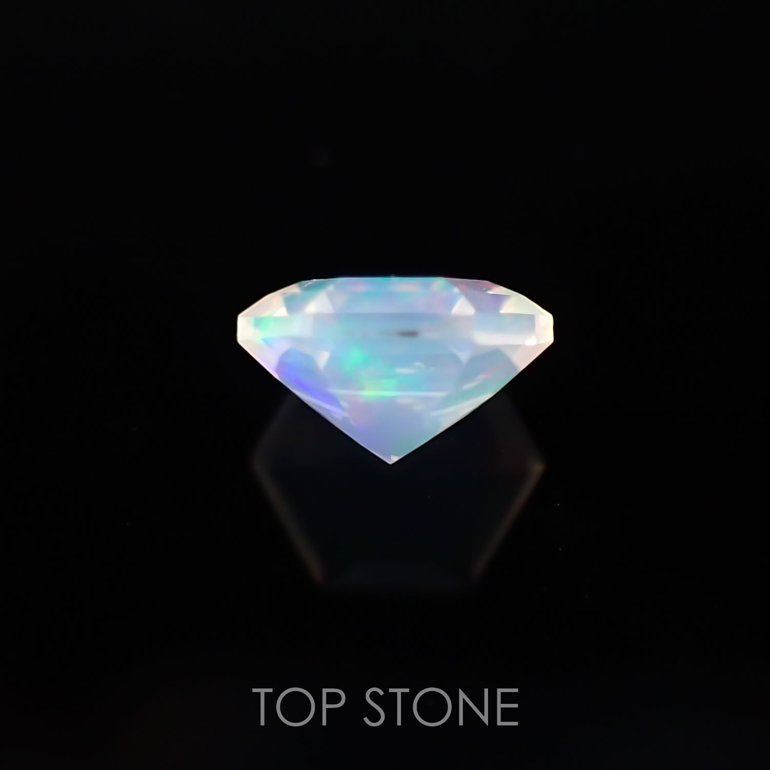 ◇ヘキサゴンカット◇エチオピアオパール エチオピア産 ルース 0.41ct[210611037]5.5×5.5mm前後
