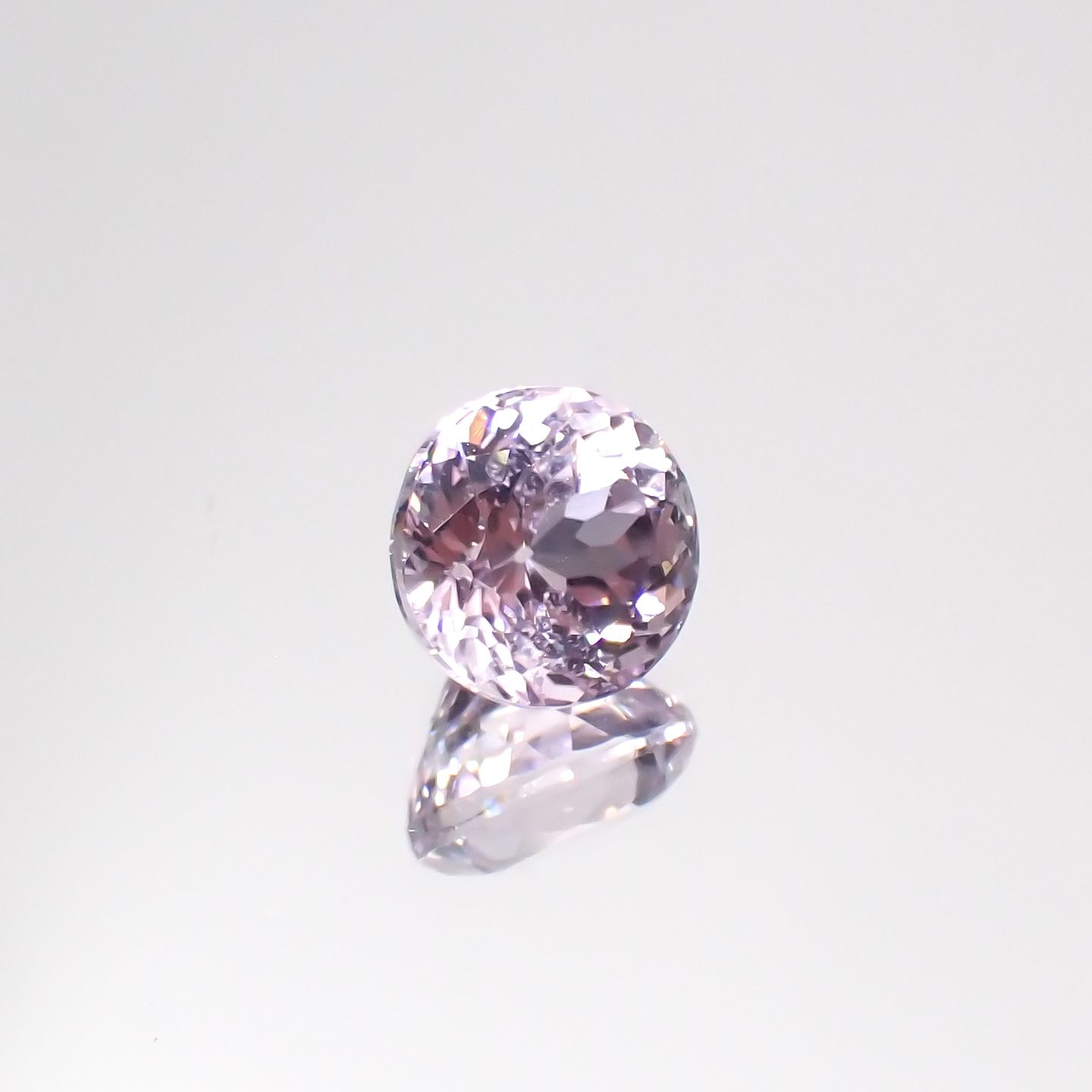 クンツァイト アフガニスタン産 2.59ct[231124353]8x7.9mm前後