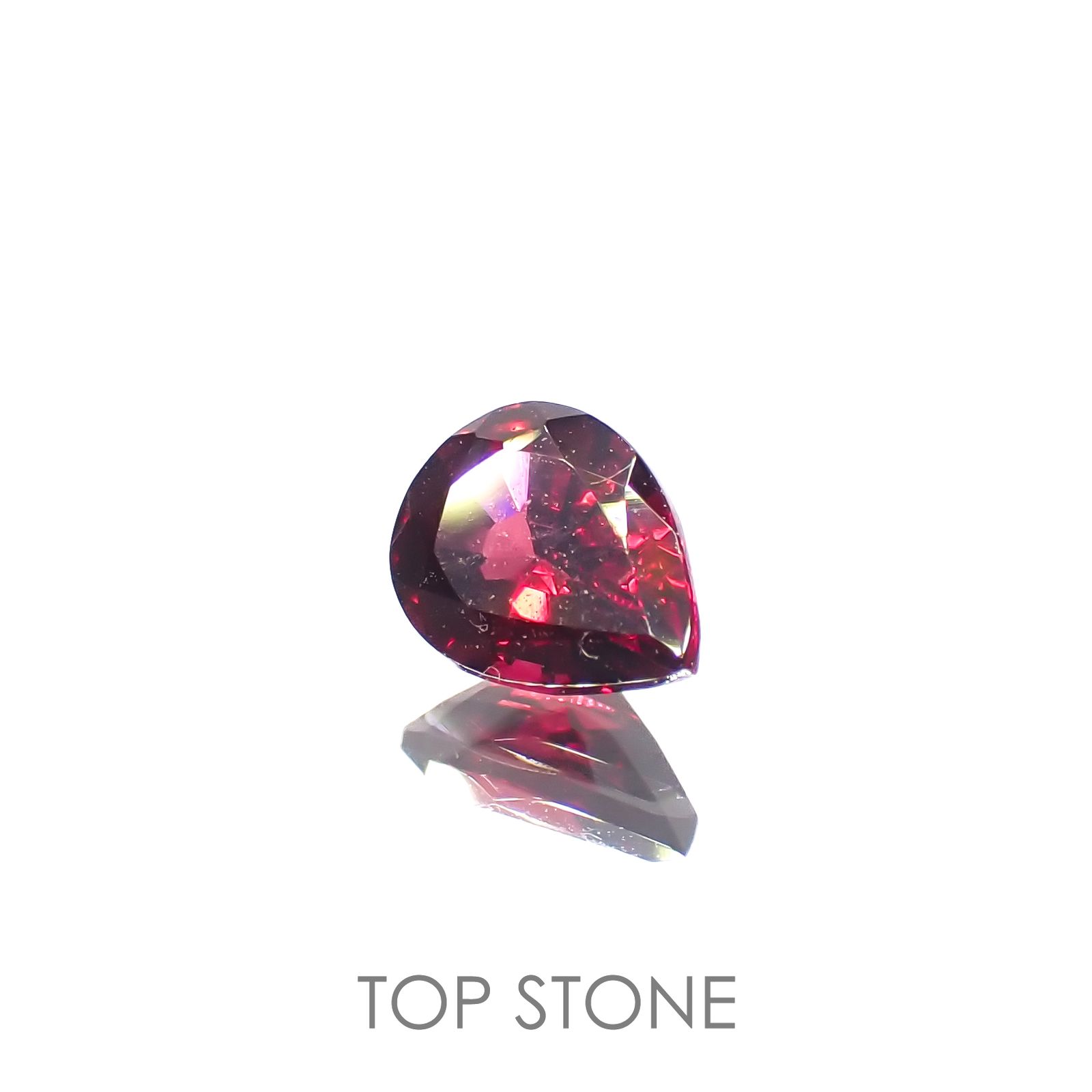 レッドスピネル(宝石名レッド・スピネル)タンザニア産 0.33ct 識別済[220716897]5.1x3.9mm前後