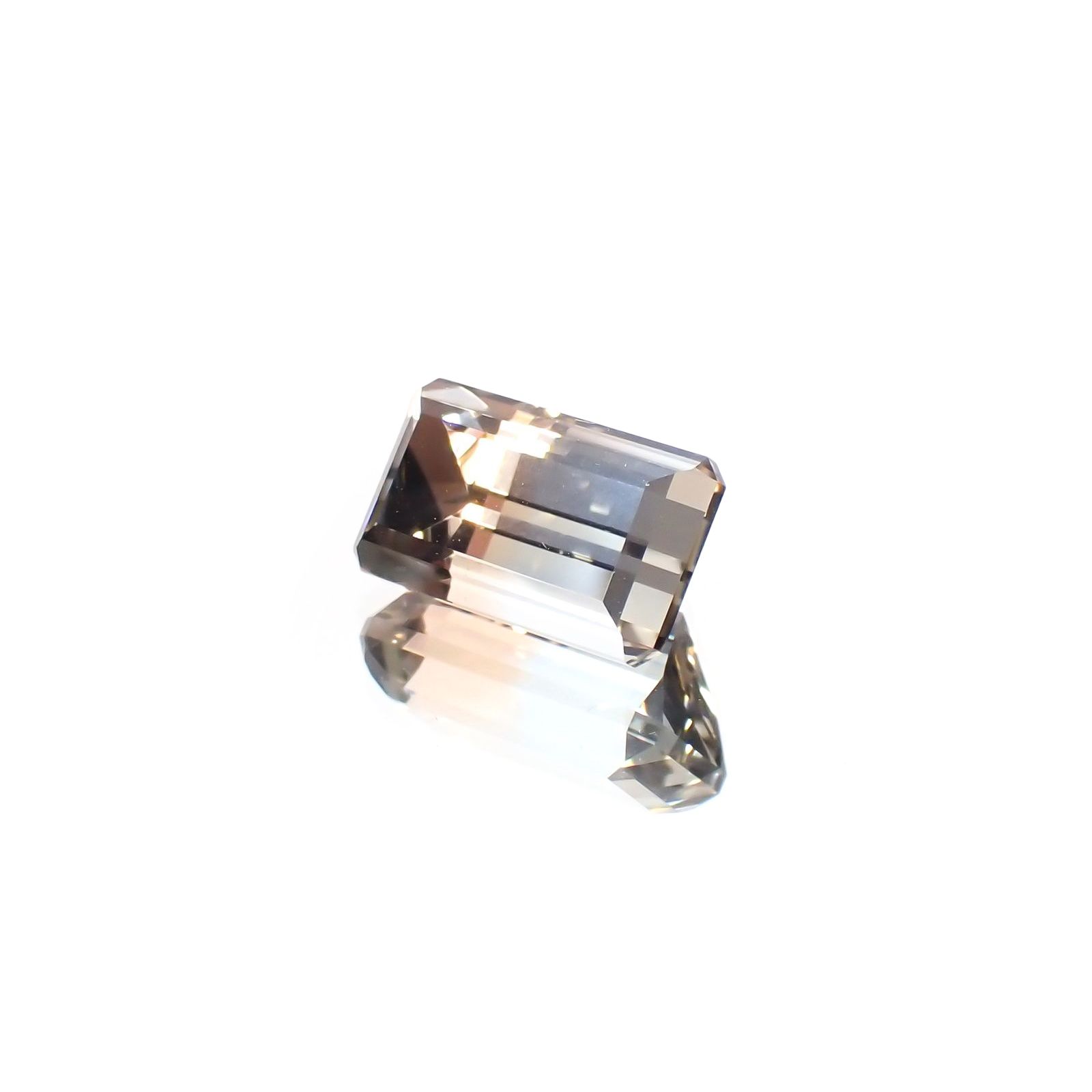 バイカラートパーズ ウクライナ産 4.47ct / 11.1x6.5mm前後 [231224894]