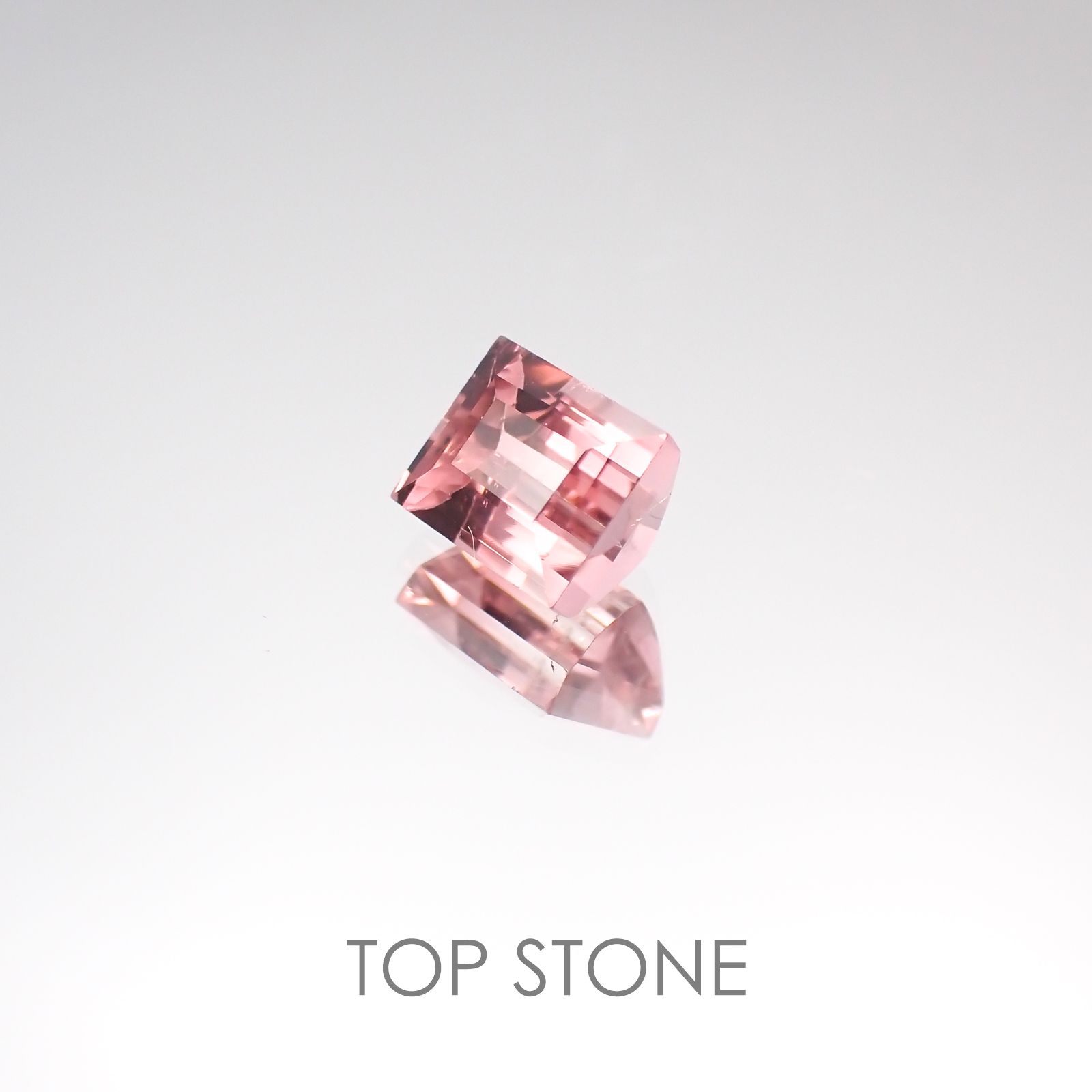 バイカラートルマリン(宝石名バイカラー・トルマリン) ブラジル産 1.19ct 識別済[20117511]6×5mm前後