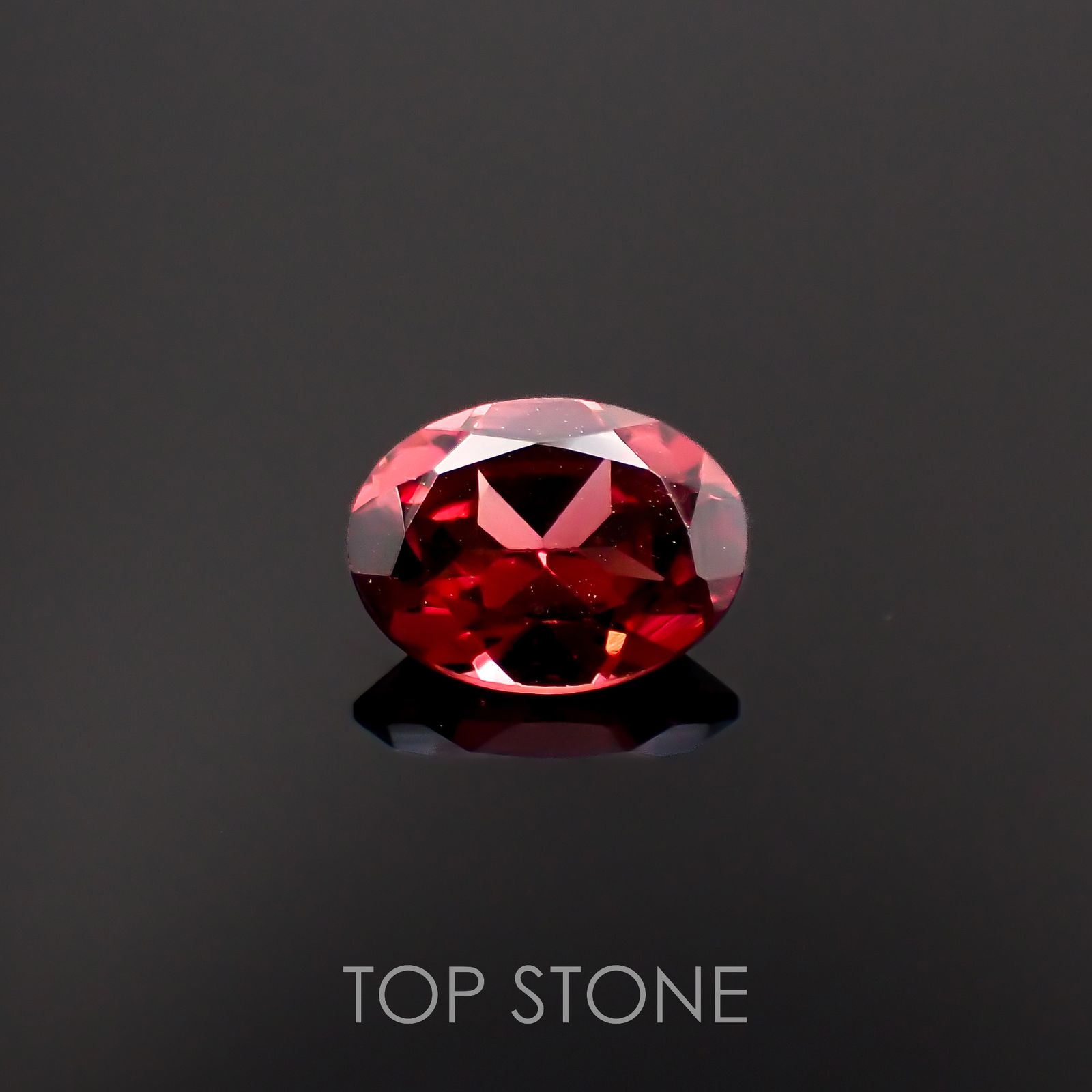 パイロープアルマンディンガーネット(宝石名パイロープ アルマンディン・ガーネット)ブラジル産 1.44ct 識別済[221219542]8x6mm前後