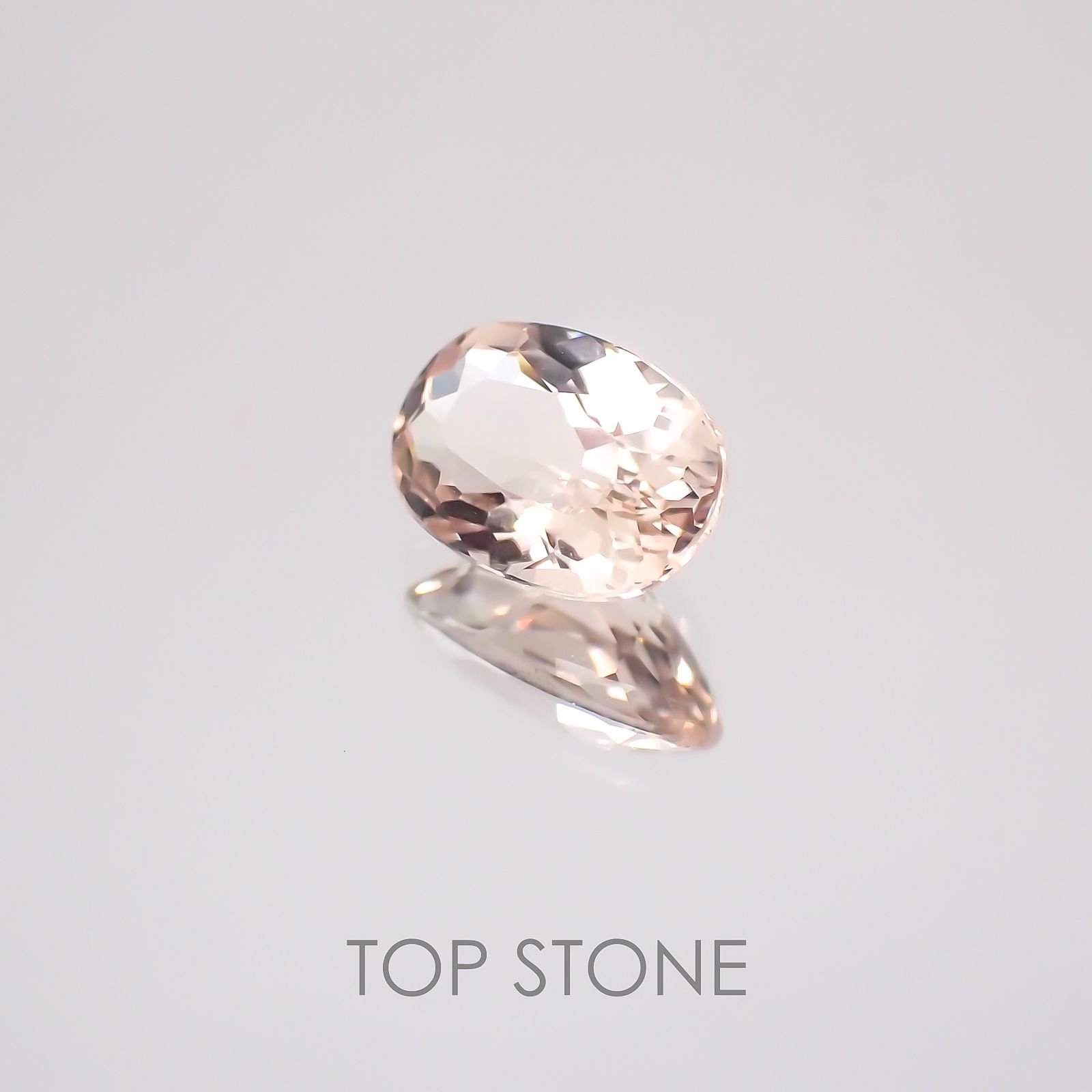 モルガナイト(宝石名モルガナイト) ナイジェリア産 0.65ct 識別済[21039110]7×4.6mm前後