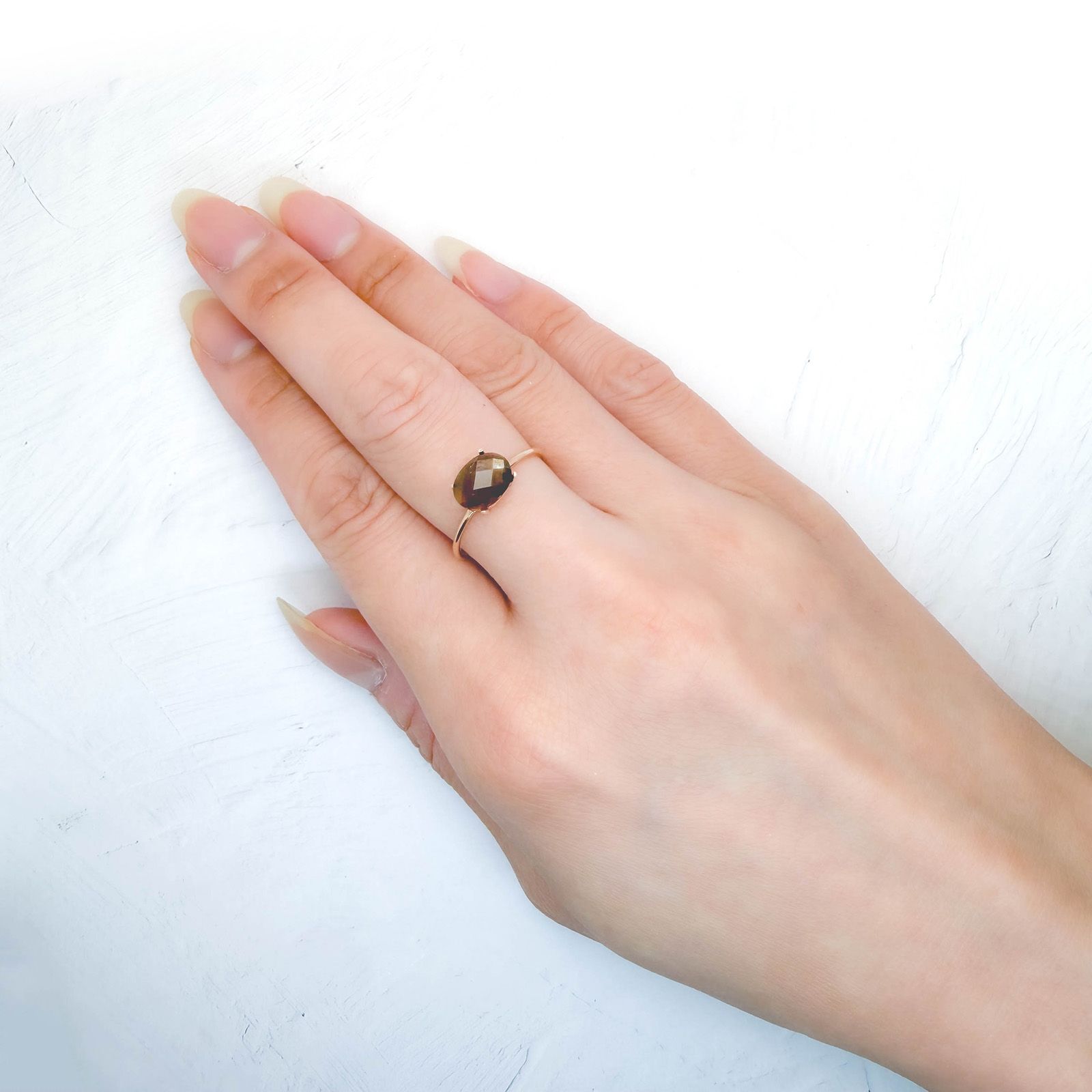 ◇リバーシブル・チェッカーカット◇レインボーガーネット 日本・奈良県産 1.85ct / 8.4x6.2mm前後 [260932921]