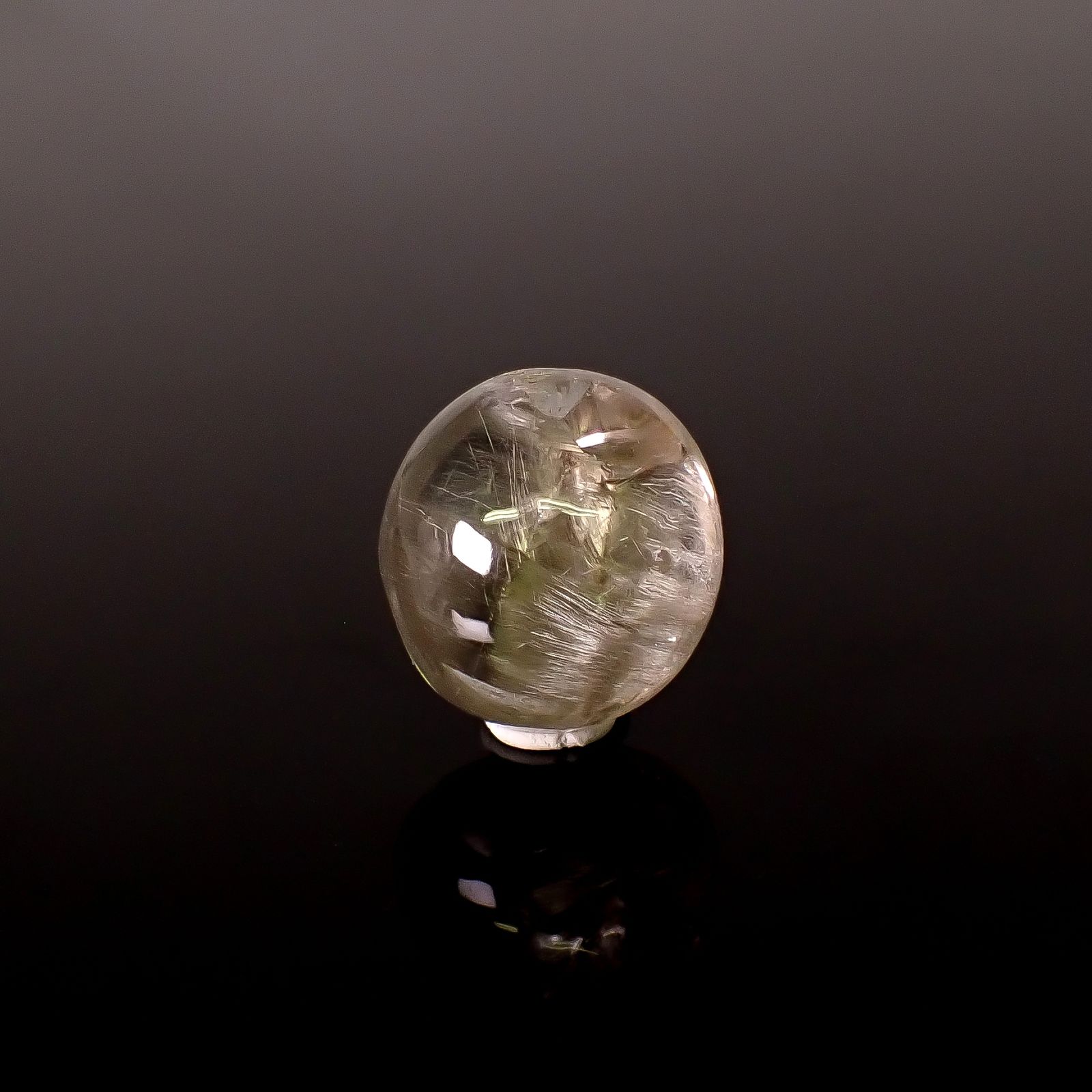 プラチナクォーツ ブラジル産 29.48ct / 19.9x18.7mm前後 [260131612]