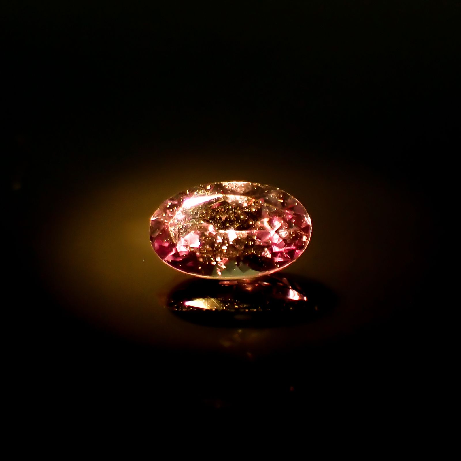 ベキリーブルーガーネット（カラーチェンジガーネット アレキタイプ） マダガスカル・ベキリー産 0.25ct[231224754]4.9x3mm前後