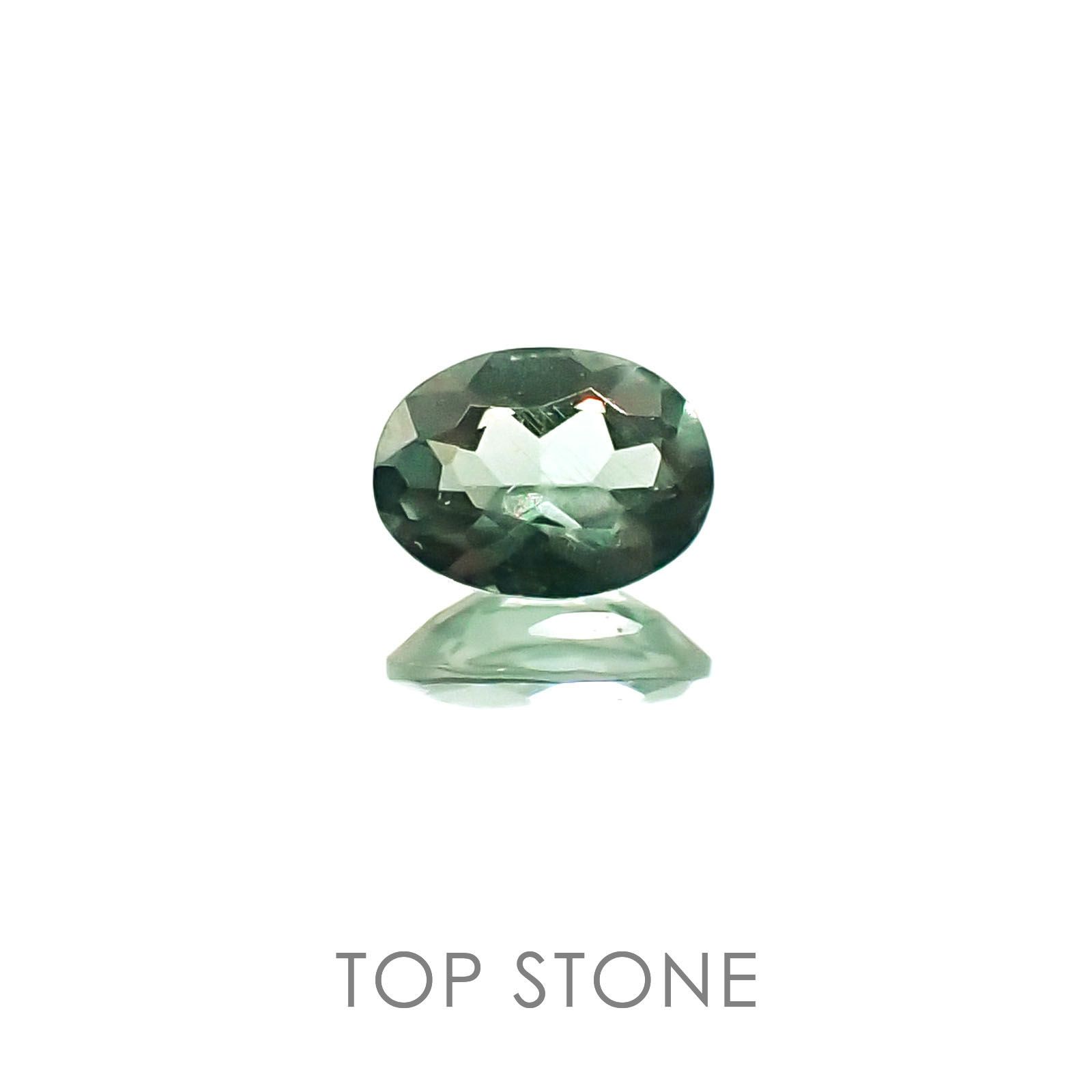 カラーチェンジガーネット タンザニア産 ルース 0.16ct[20095894]4×3mm前後