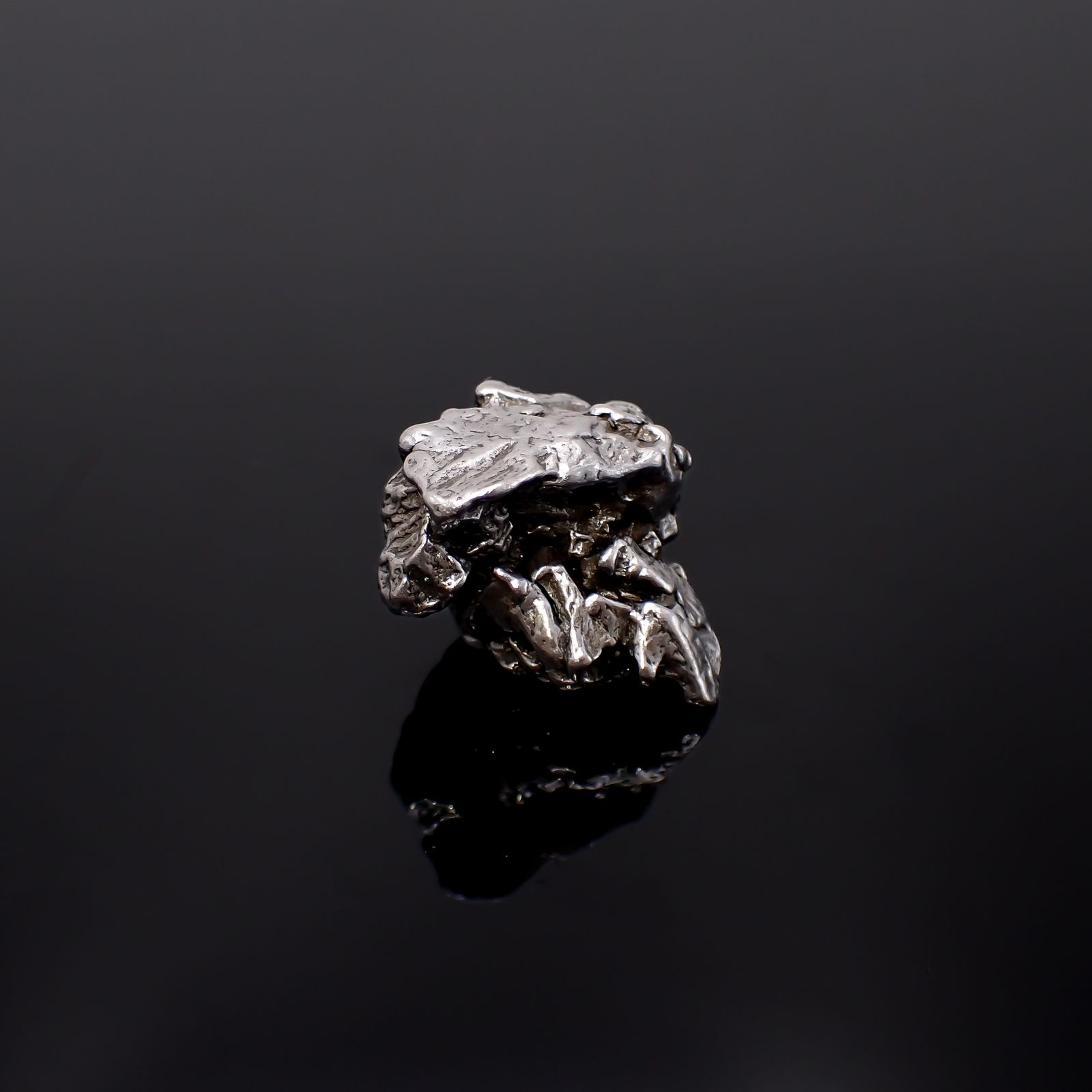 カンポ・デル・シエロ隕石 原石 発見地:アルゼンチン 132.90ct[240125514]28.2x22.1mm前後