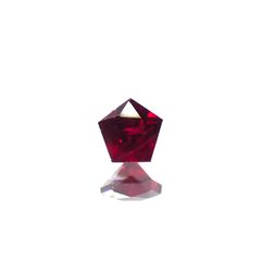 ◇ペンタゴンカット◇ルビー(宝石名ルビー)モザンビーク/ミャンマー産 0.11ct 識別済[231225037]2.7x2.9mm前後
