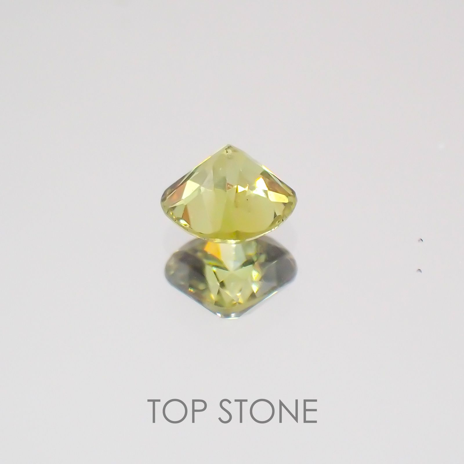 デマントイドガーネット ナミビア産 ルース 0.2ct[21029891]3.2×3.2mm前後