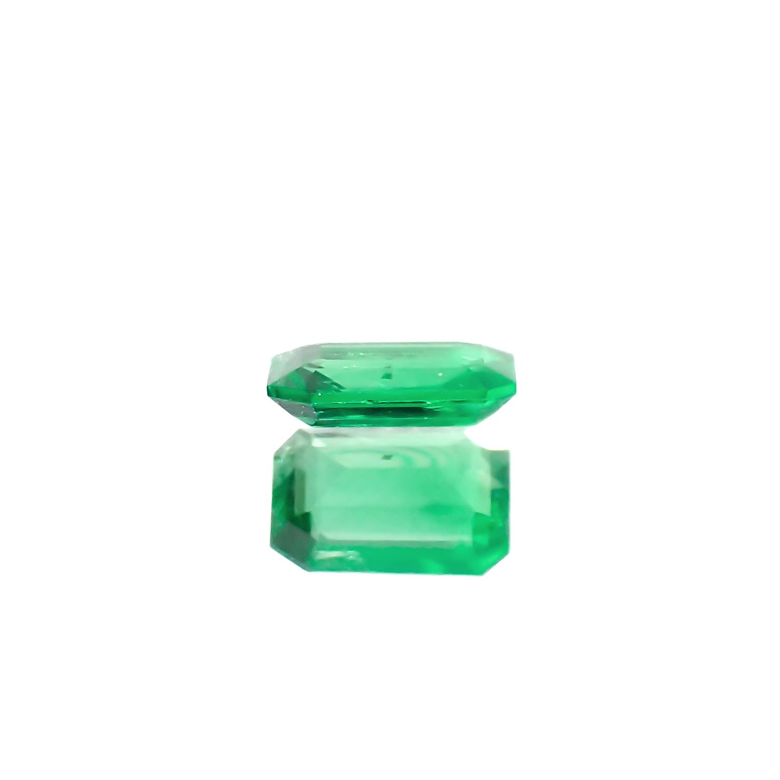 エメラルド コロンビア産 0.23ct[240427229]5x3.4mm前後