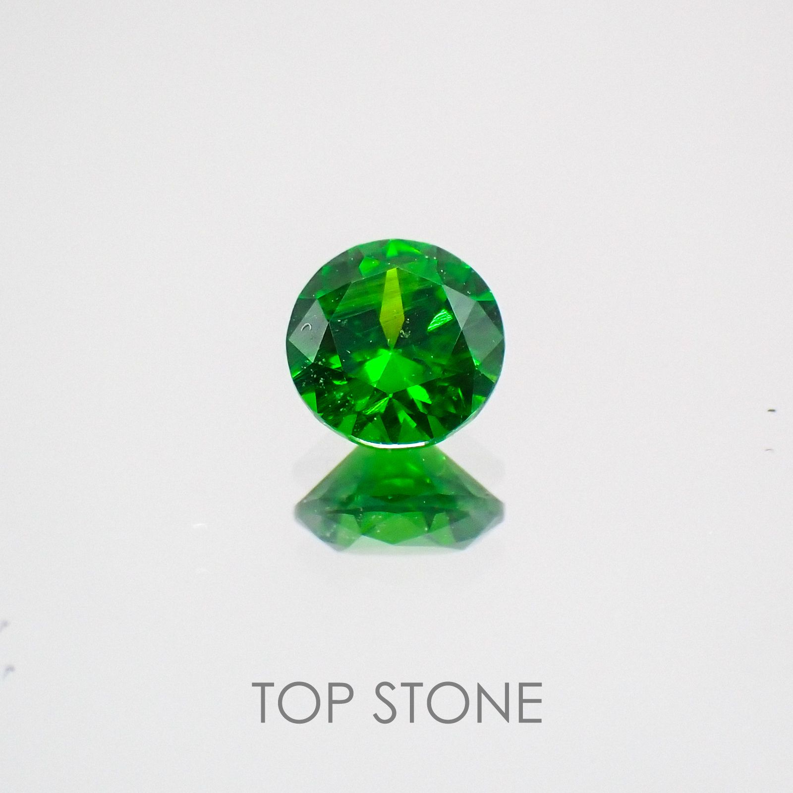 デマントイドガーネット ロシア産 ルース 0.37ct[210310247]4.2×4.2mm前後