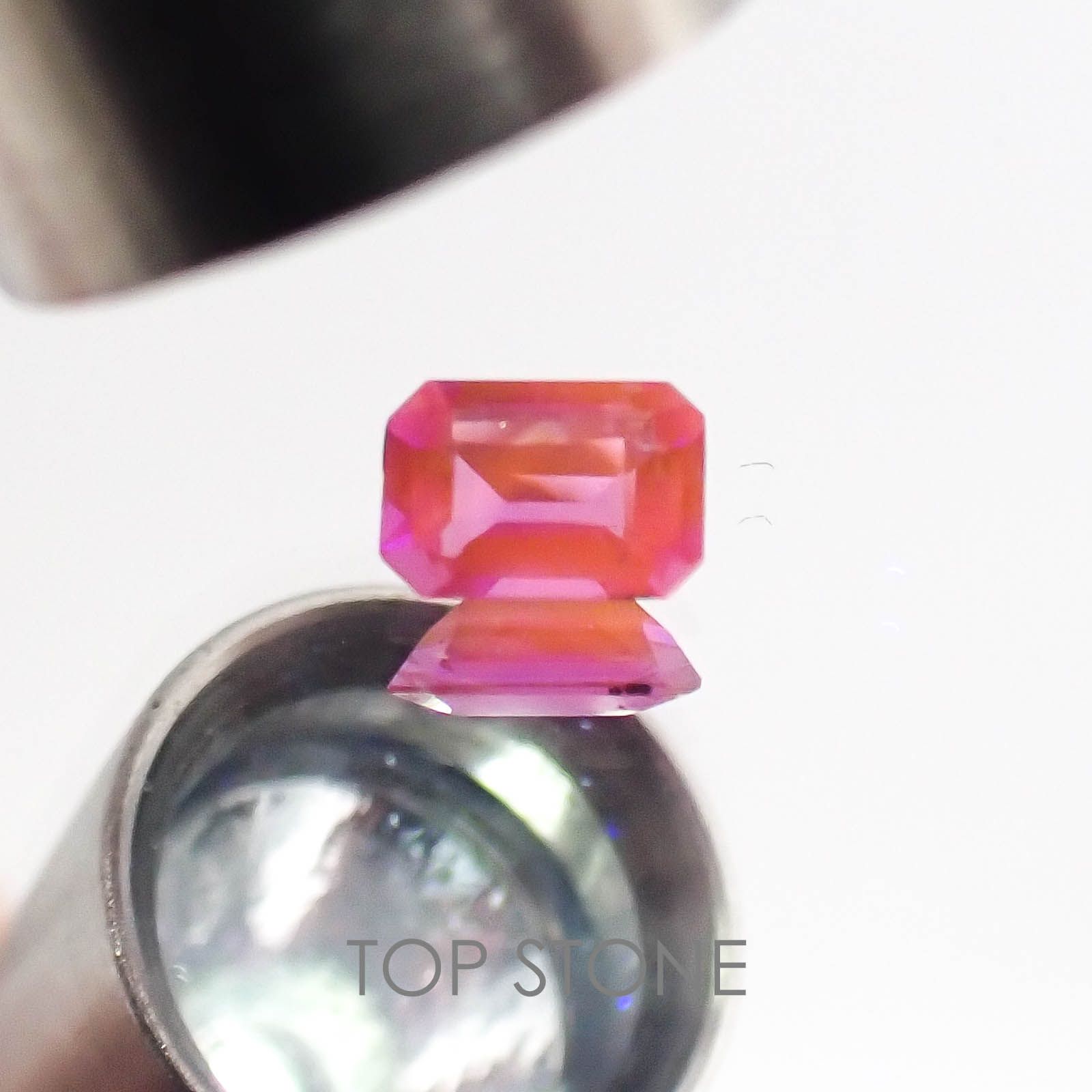ハックマナイト アフガニスタン産 ルース 0.21ct[20074163]4.8×3.2mm前後