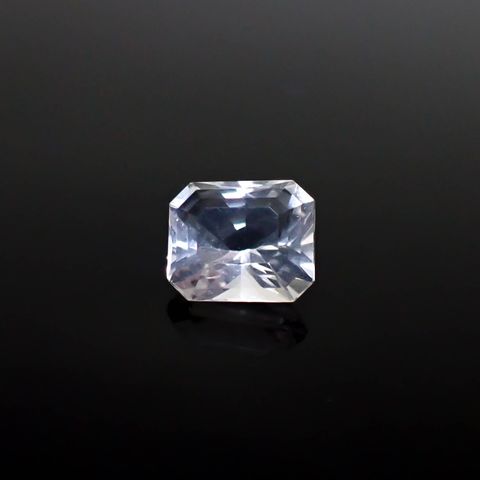 カラーレスフローライト フルオレッセンス イギリス産 1.98ct [250430161]7.6x6.4mm前後