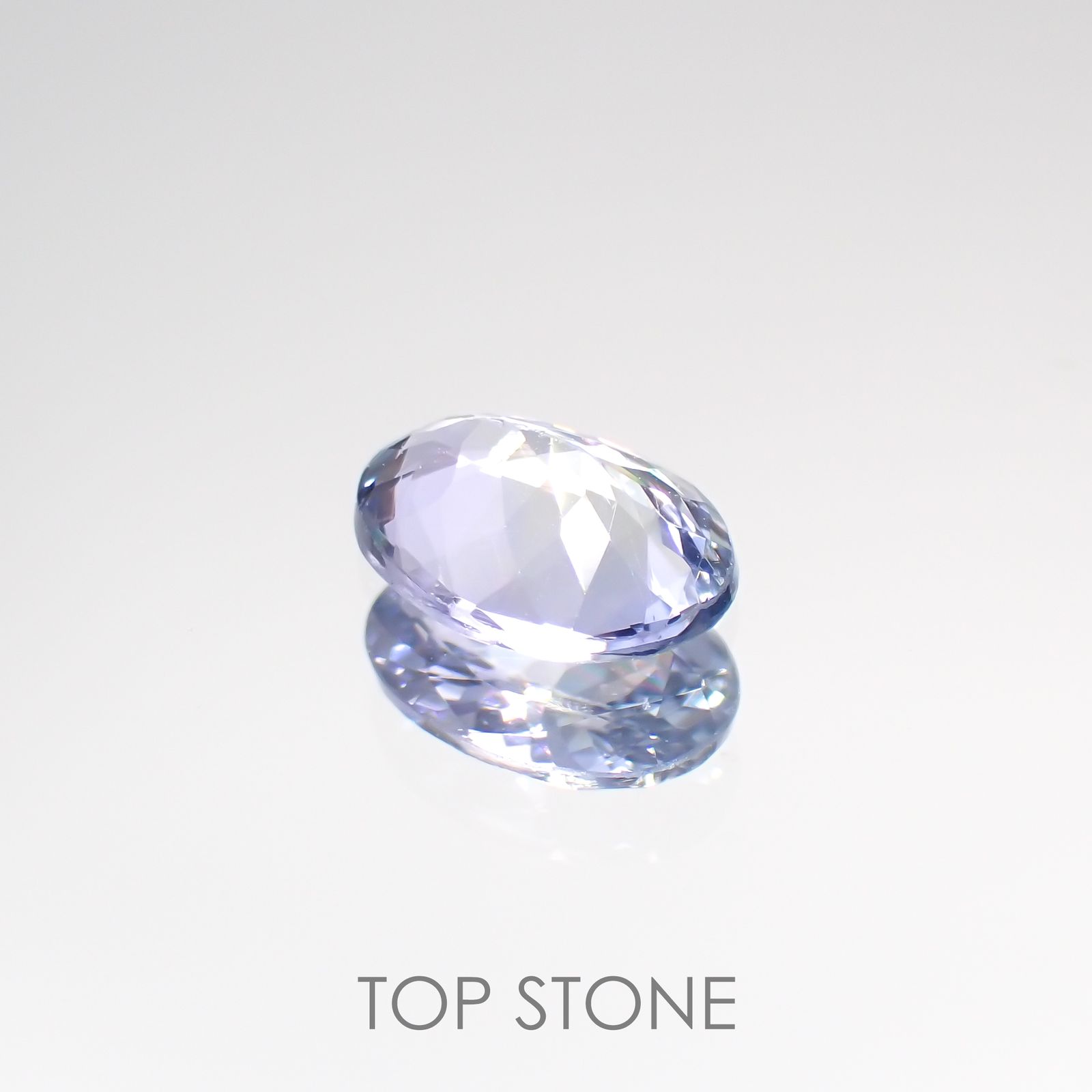 バイカラータンザナイト(ゾイサイト) タンザニア産 ルース 0.74ct[210812642]7.2×5.1mm前後