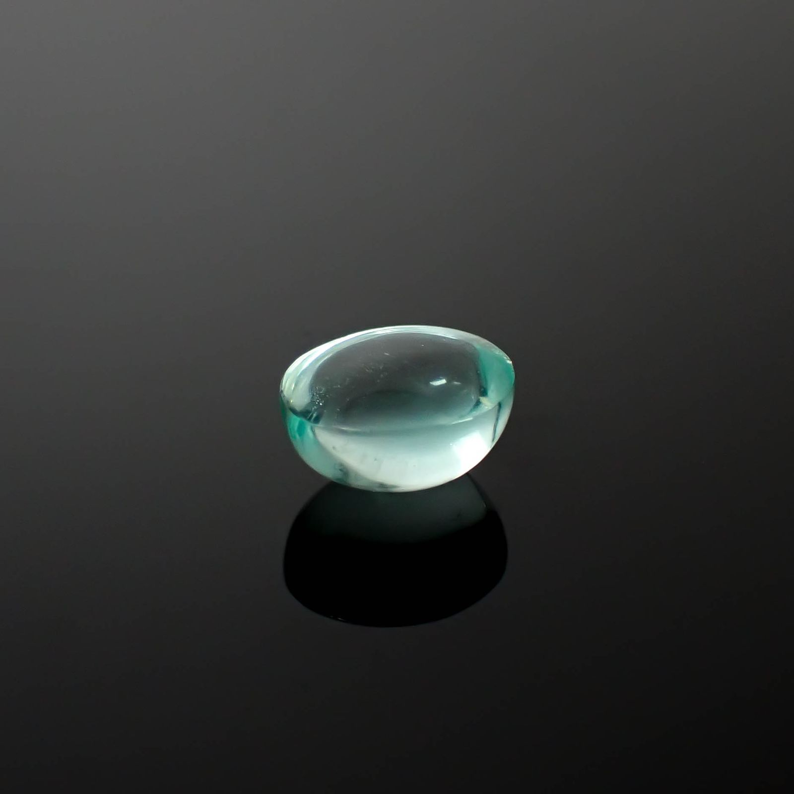 フローライト フルオレッセンス ジンバブエ産 4.62ct [250630517]10.6x9mm前後