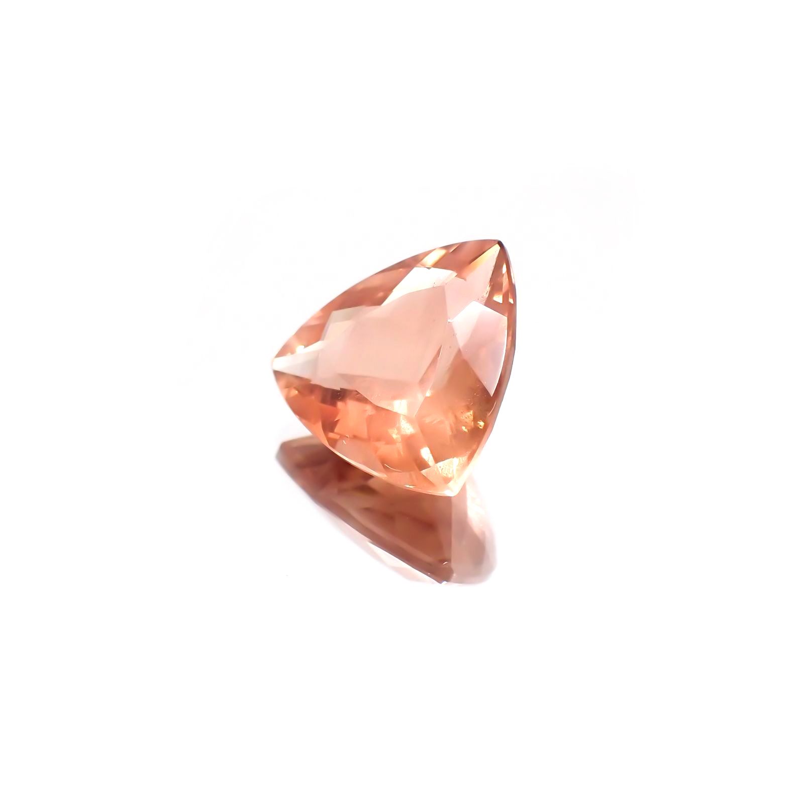 オレゴンサンストーン(宝石名ラブラドライト)アメリカ・オレゴン州産 3.833ct ソ付(彩珠)[250717180]11.2x11.6mm前後
