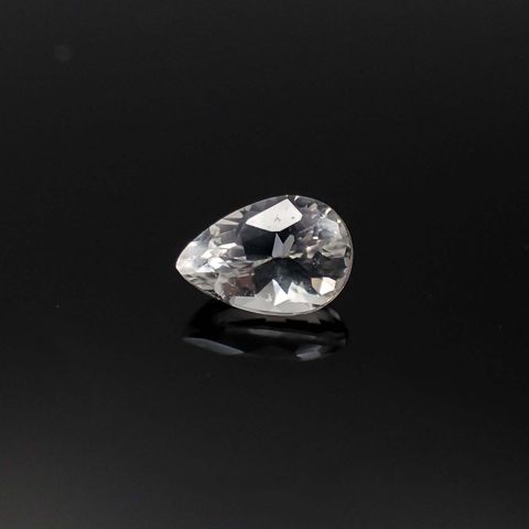 テネブレッセンススキャポライト(宝石名スキャポライト)アフガニスタン産 識別済 0.51ct / 6.5x4.4mm前後 [251222564]