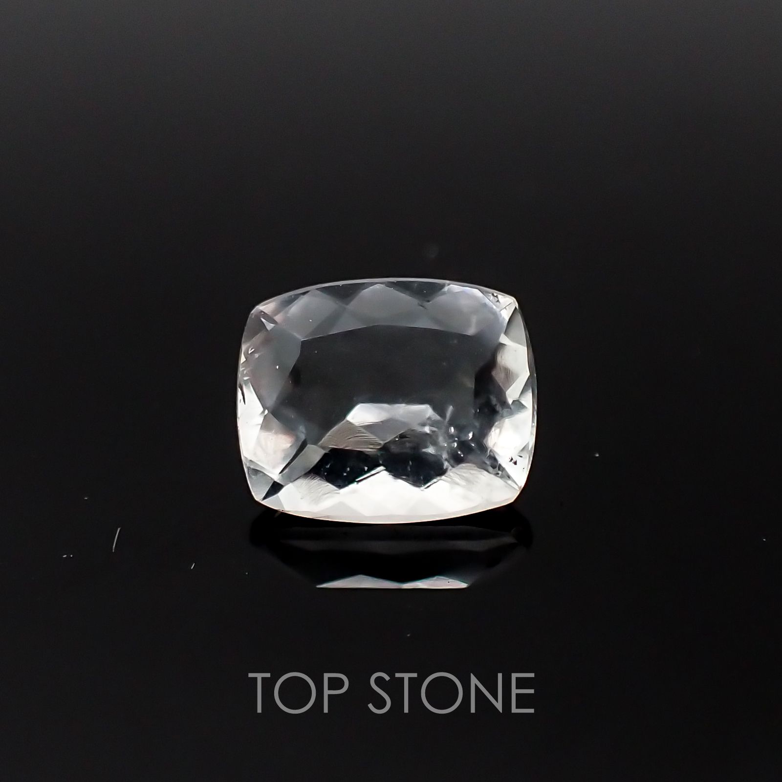 ハイアライトオパール メキシコ産 ルース 1.05ct[21048252]7.6×6.3mm前後