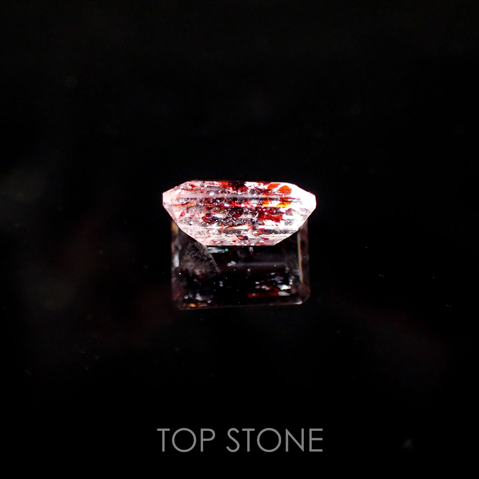 ファイヤークォーツ ナイジェリア産 1.71ct[210510712]8.9×6.2mm前後
