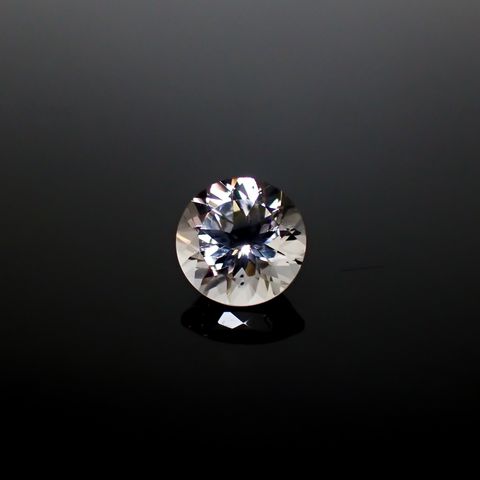 ダンビュライト(宝石名ホワイト・ダンブライト)メキシコ産 3.55ct 識別済[250330096]10x10mm前後