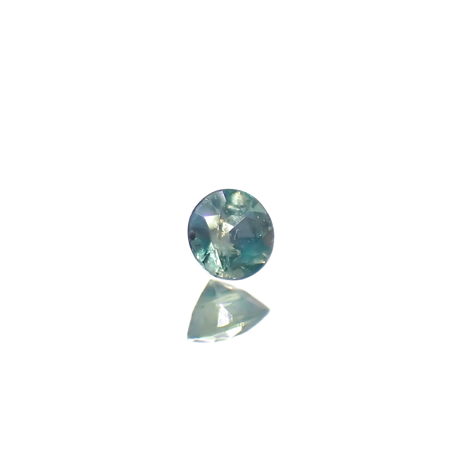 アレキサンドライトキャッツアイ ブラジル産/EmeraldMains社製 0.046ct[240527603]2.2x2.2mm前後