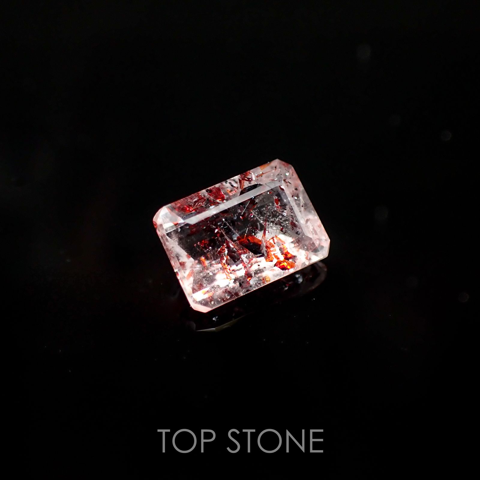 ファイヤークォーツ ナイジェリア産 1.71ct[210510712]8.9×6.2mm前後