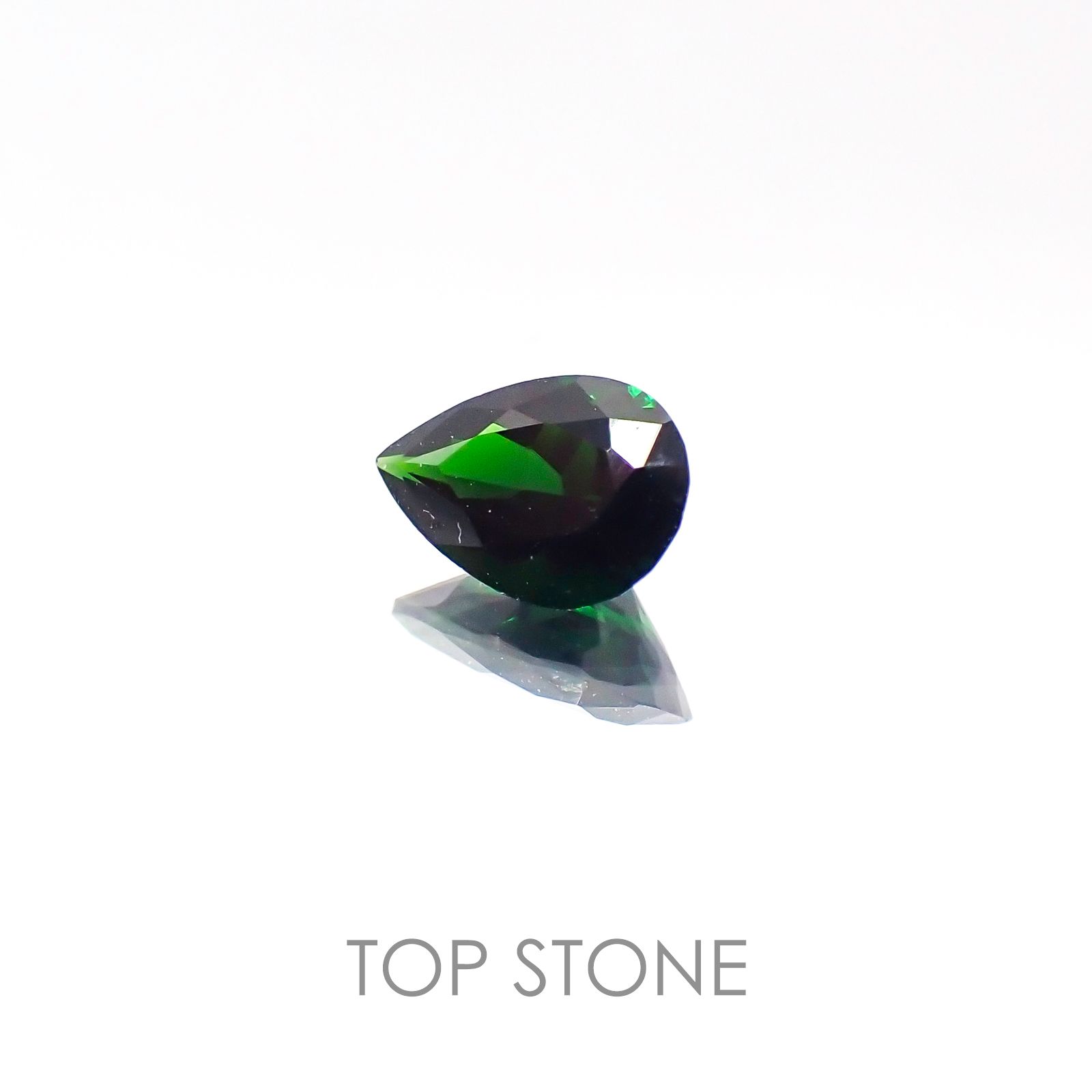 クロムトルマリン タンザニア産 ルース 0.61ct[20096206]7.3×5mm前後