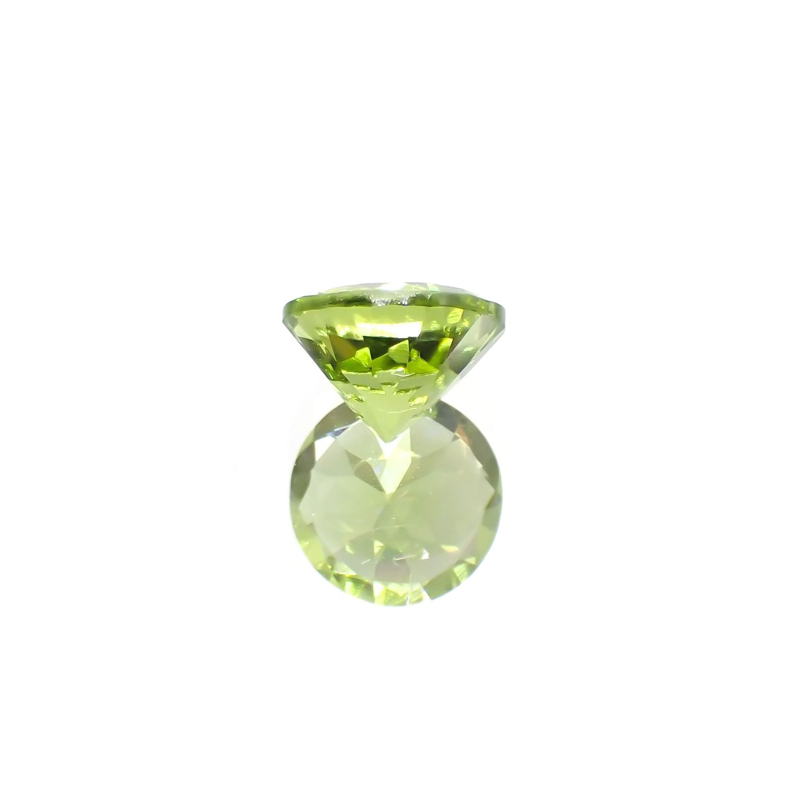 ペリドット(宝石名ペリドット) パキスタン産 識別済 1.13ct / 6.4x6.4mm前後 [210813074]