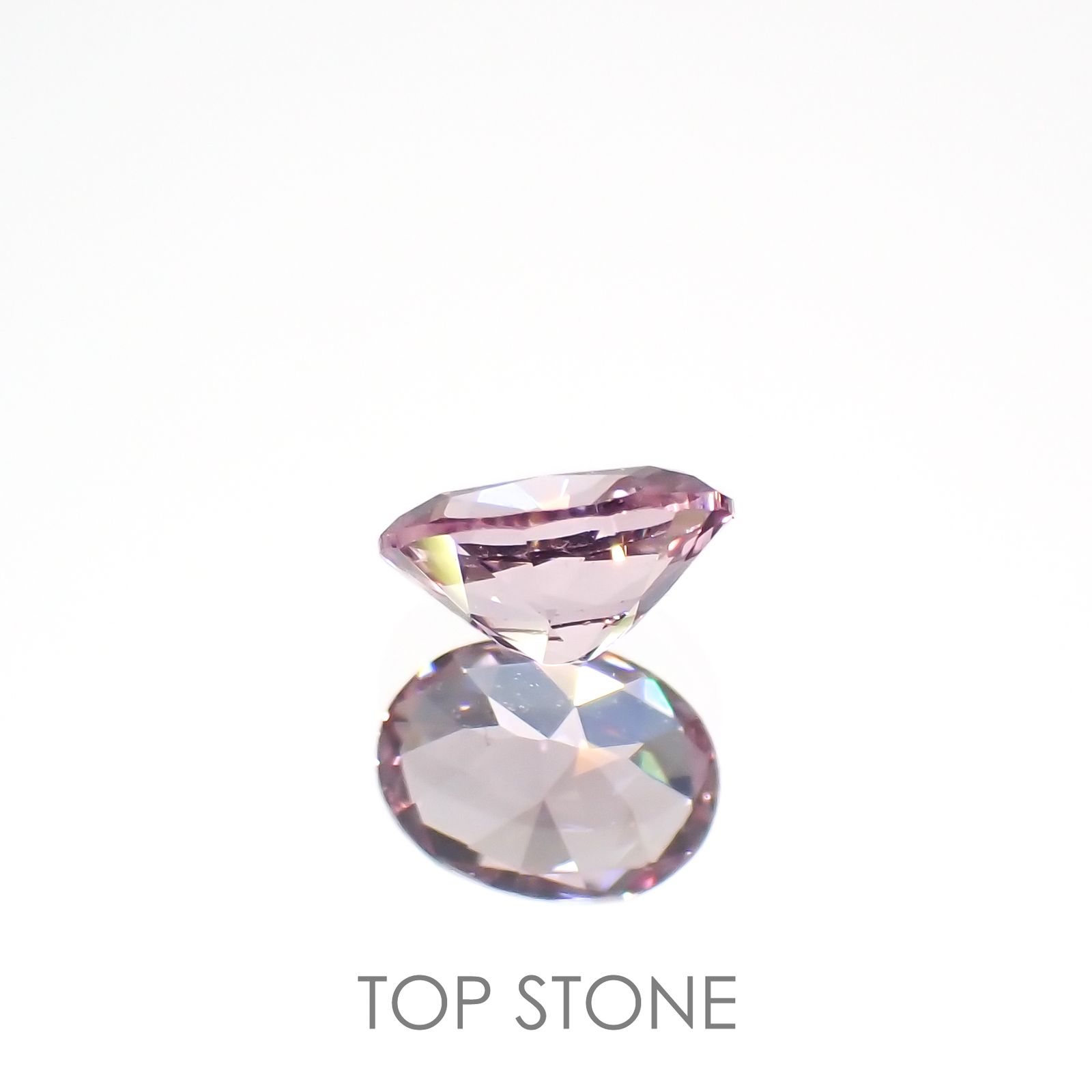 カラーシフトマラヤガーネット(宝石名ガーネット)タンザニア産 0.19ct 識別済[220616425]4x3mm前後