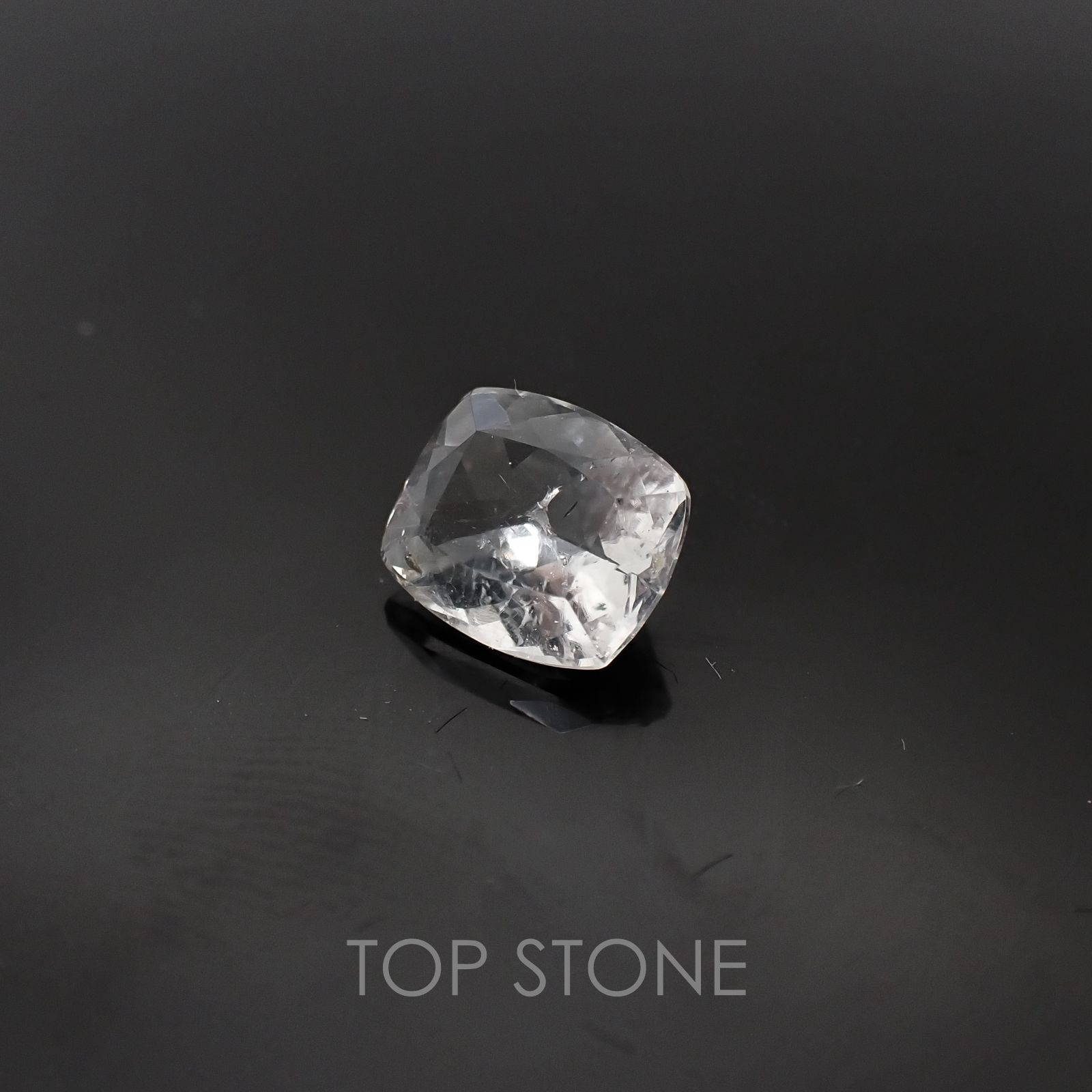 ハイアライトオパール メキシコ産 ルース 0.85ct[20095265]7.2×6.1mm前後