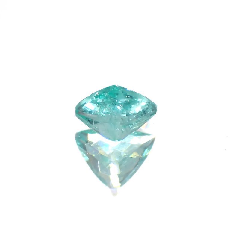 パライバトルマリン(宝石名トルマリン/別名パライバ・トルマリン)ブラジル・パライバ州バターリャ鉱山産 0.28ct 識別済[221018806]3.8x4.9mm前後