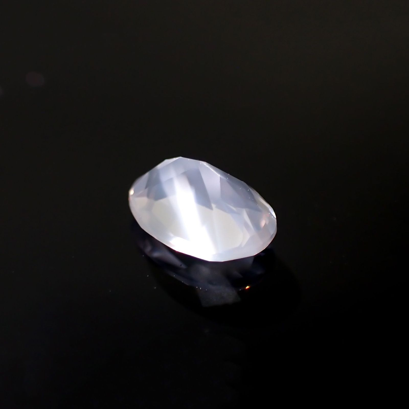 ムーンストーン(宝石名ムーンストーン)インド/スリランカ産 0.65ct 識別済[211113673]7x5.1mm前後
