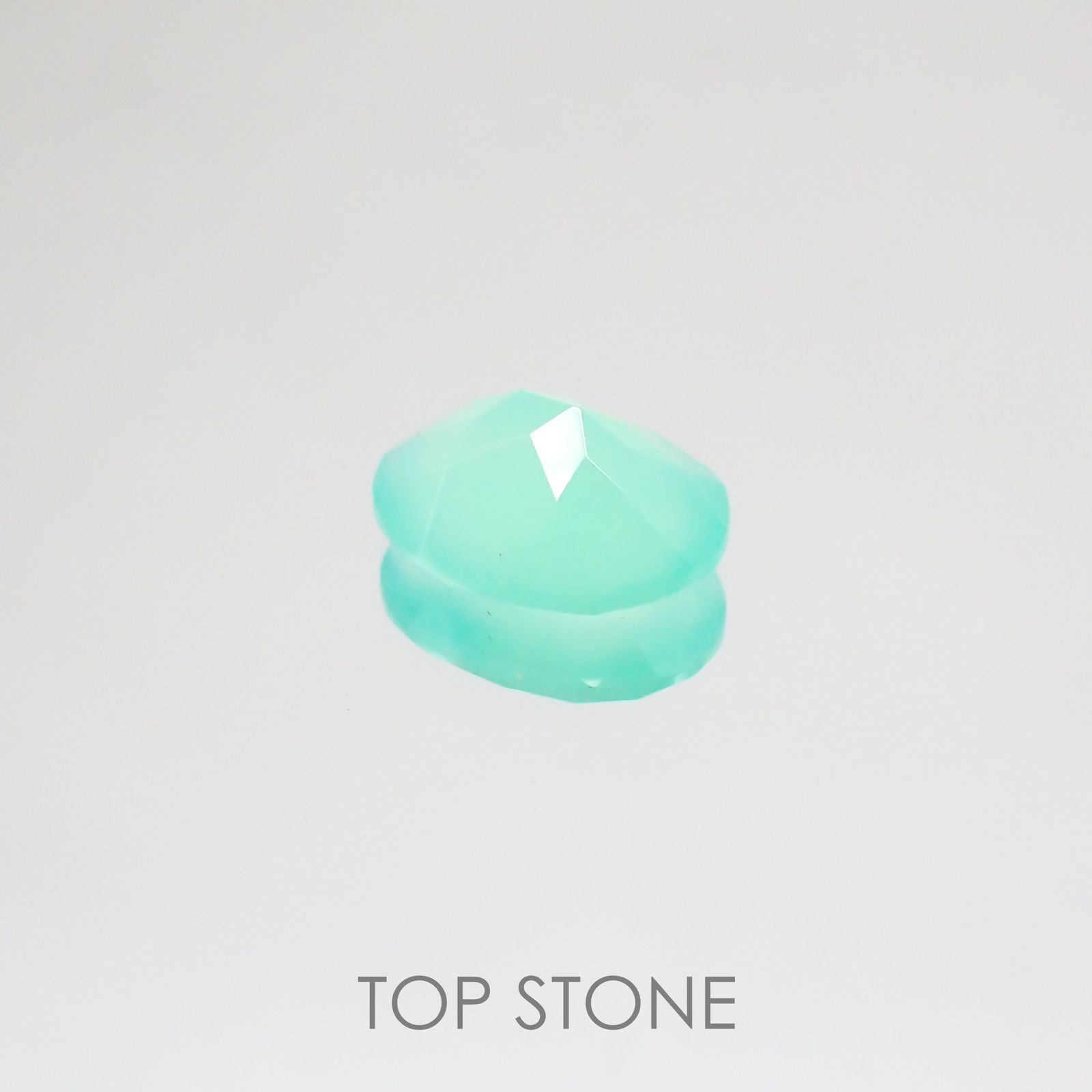 グリーンオパール 南アフリカ産 ルース 1.45ct[210510757]9.9×8mm前後