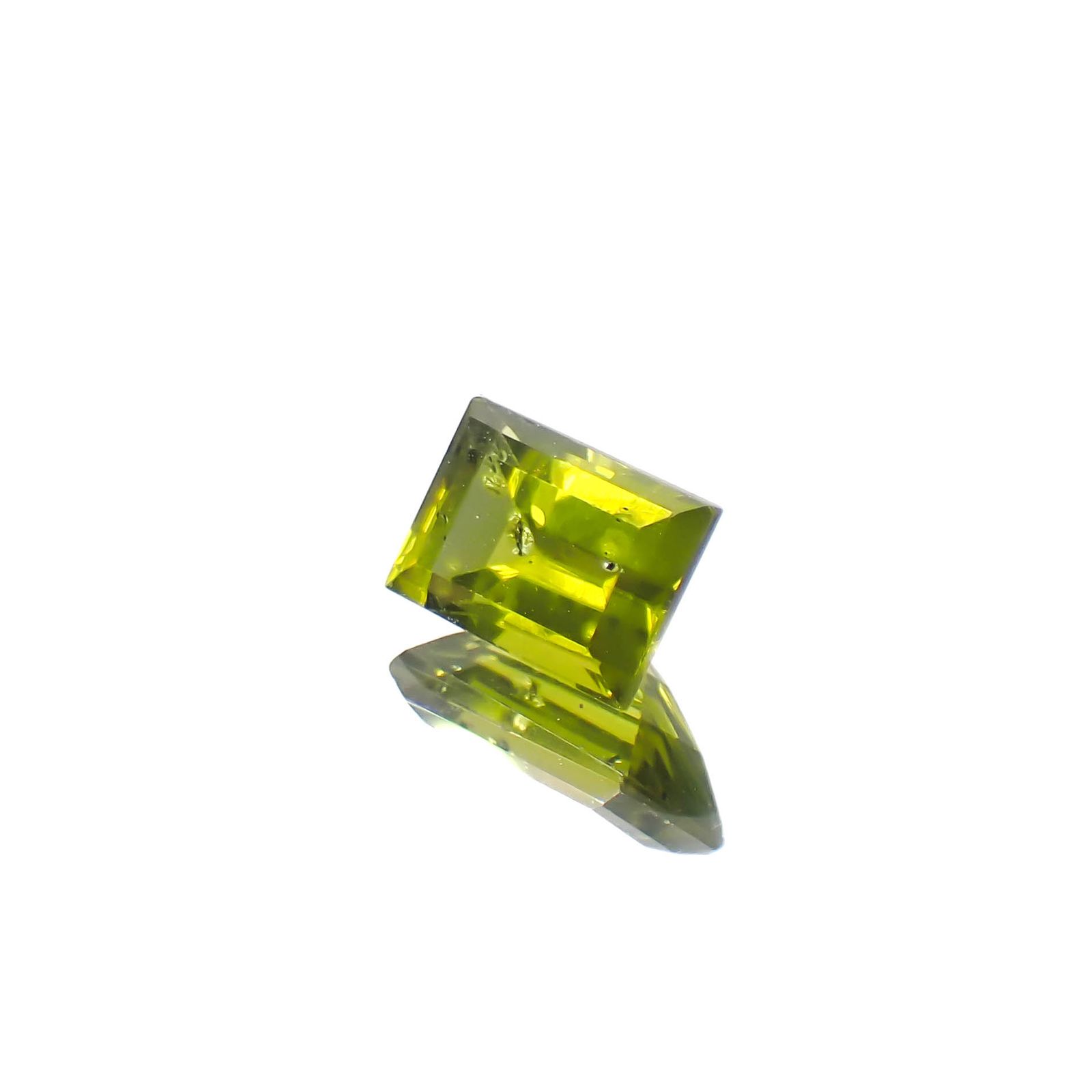 ブラックリリーパッドペリドット アメリカ・アリゾナ州産 1.05ct[240627936]6.9x4.7mm前後
