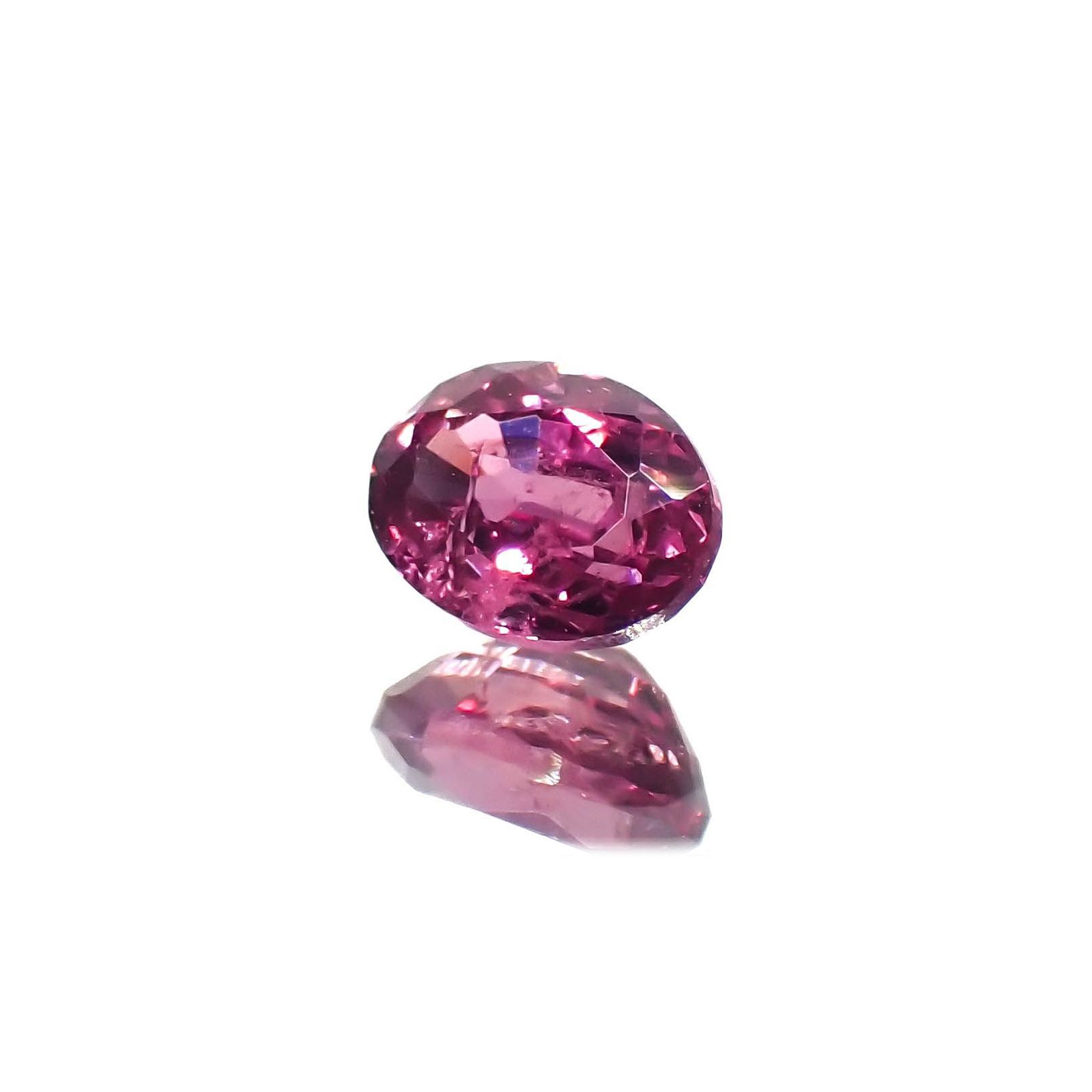 ウィンザーサファイア タンザニア・ウィンザー産 0.50ct [250120007]5.1x3.7mm前後
