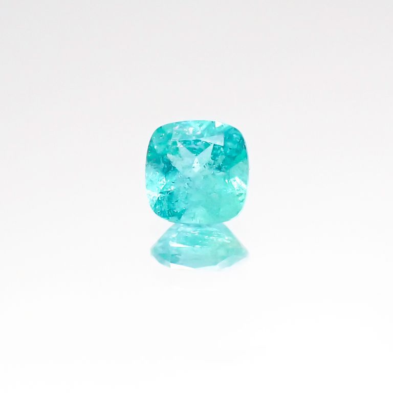 パライバトルマリン(宝石名トルマリン/別名パライバ・トルマリン) ブラジル産 0.256ct ソ付(宝貴協)[20106447]3.8×3.8mm前後
